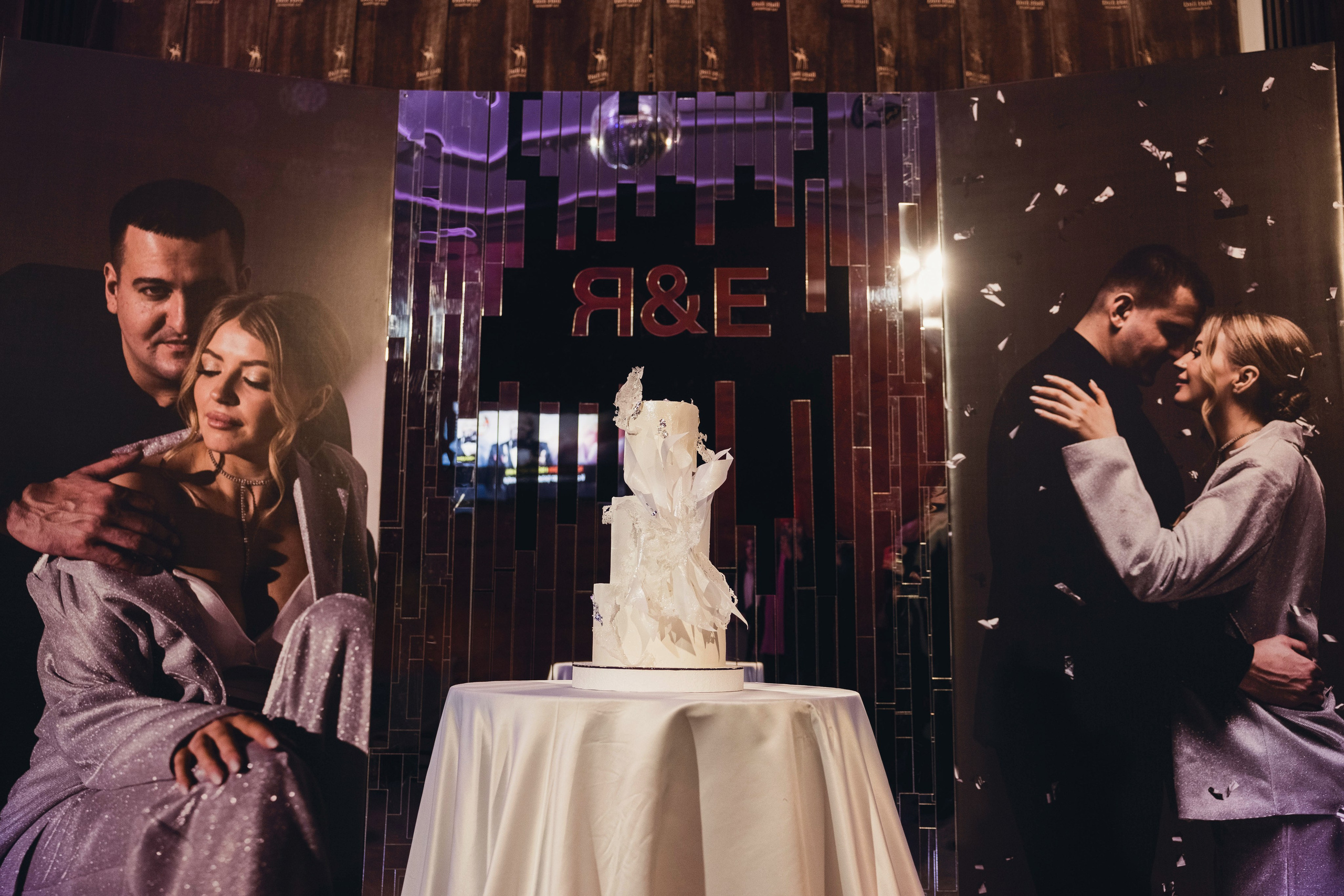 Ян и Екатерина (Дали Хол). Свадебный и семейный фотограф в городе Сургуте Стерликова Светлана