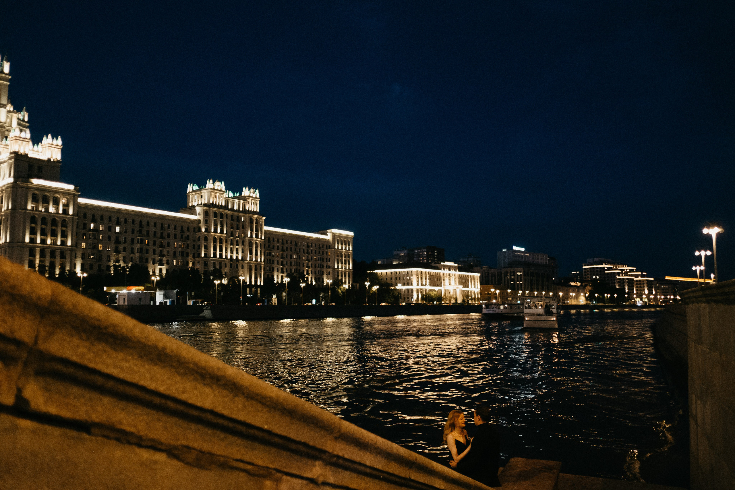 По ночному городу. Свадебный фотограф Александра Тюлякова
