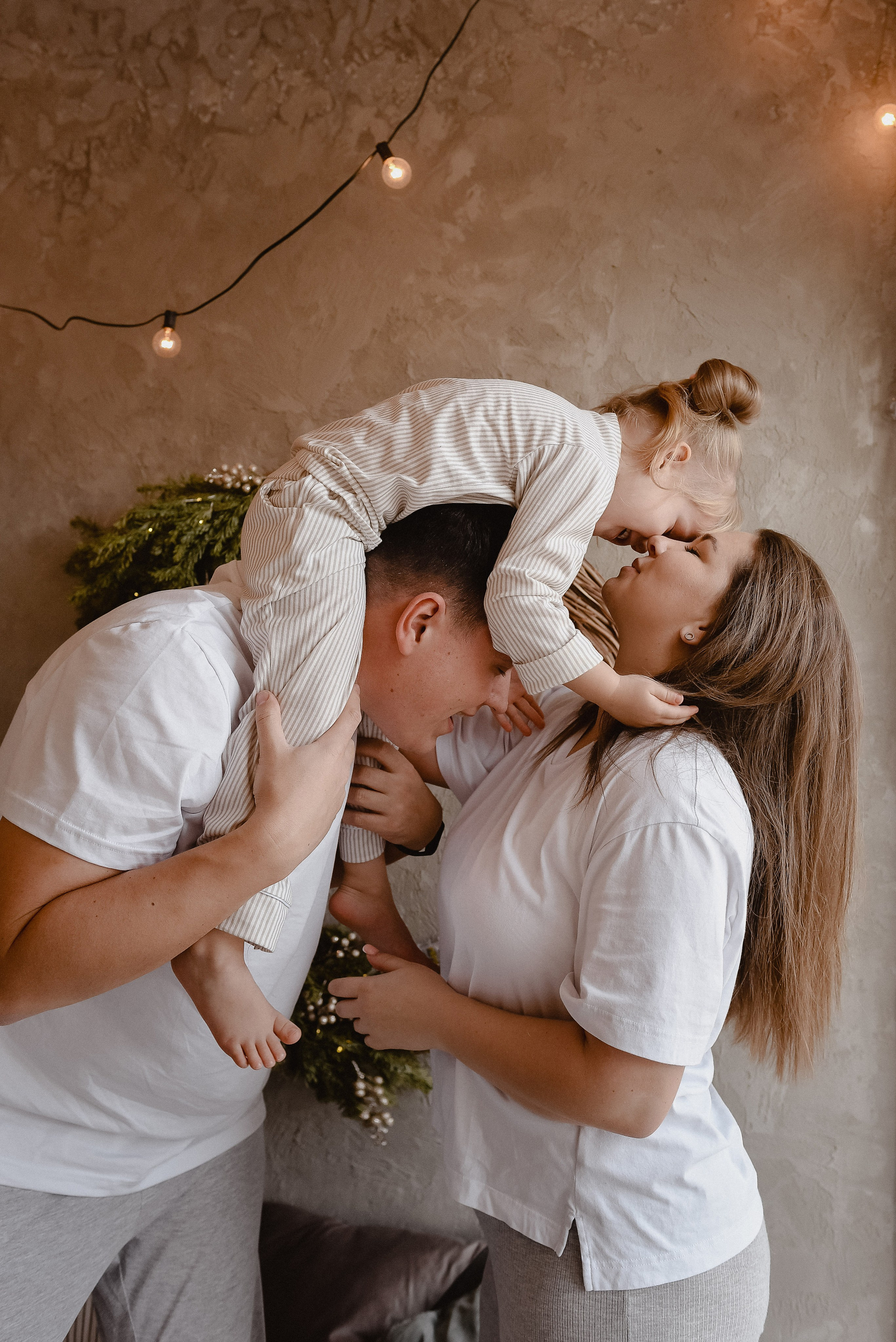 Инна, Андрей и Есения. Свадебный и семейный фотограф в Ростове-на-Дону Елена Сторожок