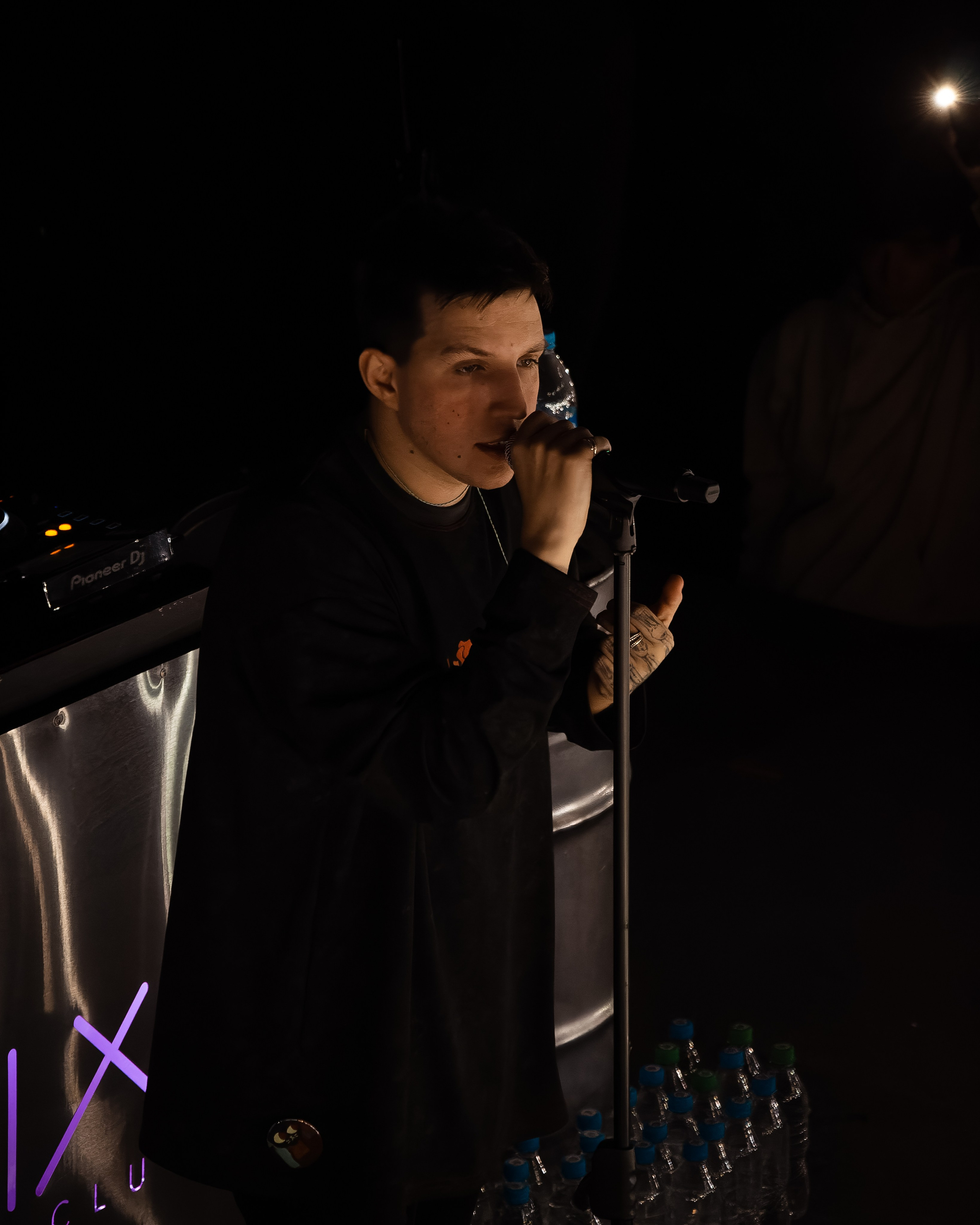 Концерт Мазелова. Фотограф Артём Ющенко