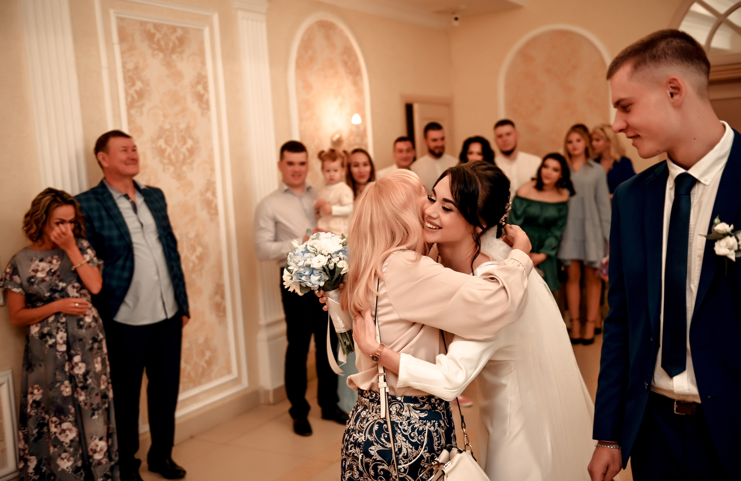 Небольшая часть фото со свадебной съемки Алексея и Даши. Свадебный, семейный, детский, контент фотограф в Омске Максим Ильин