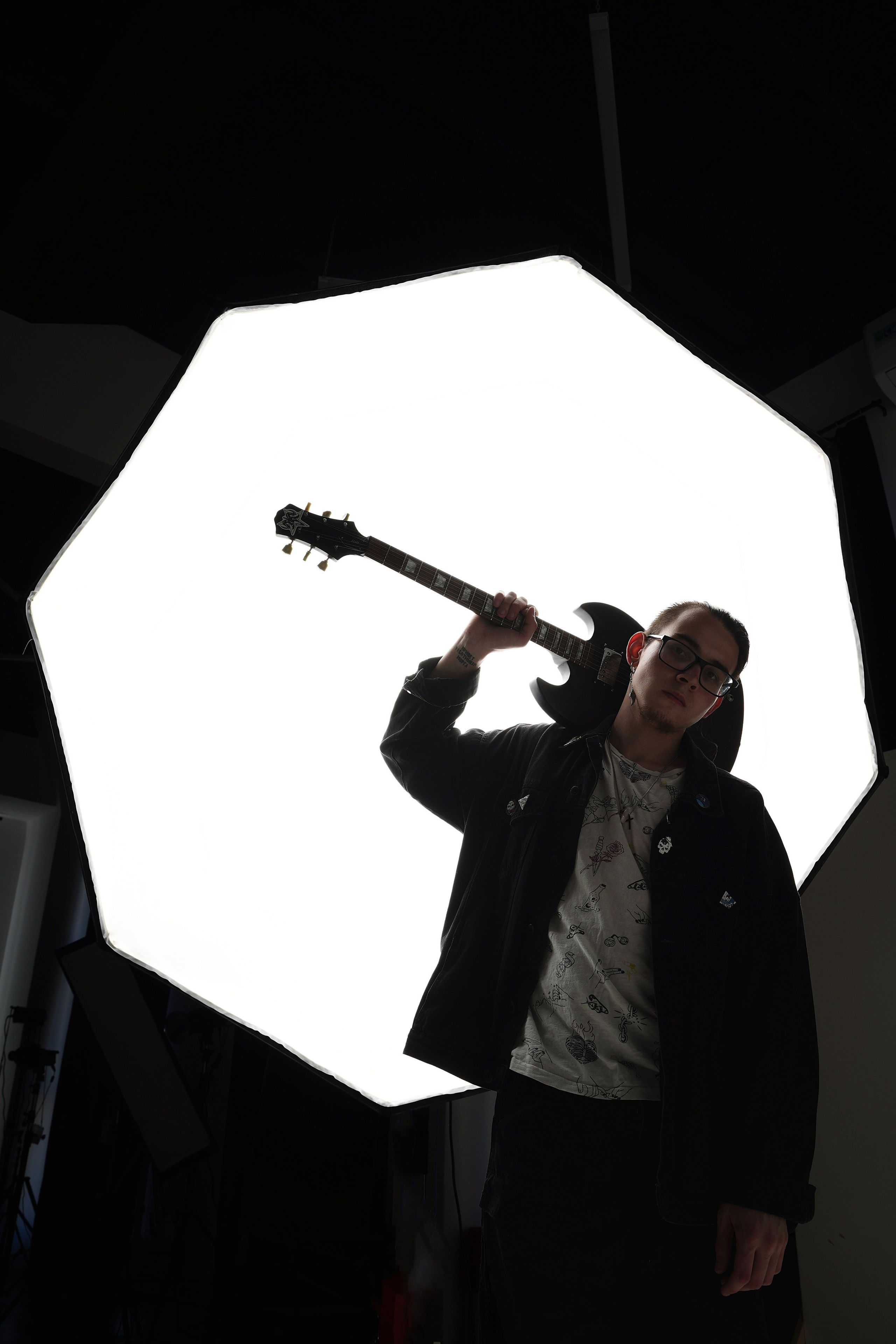 Рокер Фазыл. Pupov.png