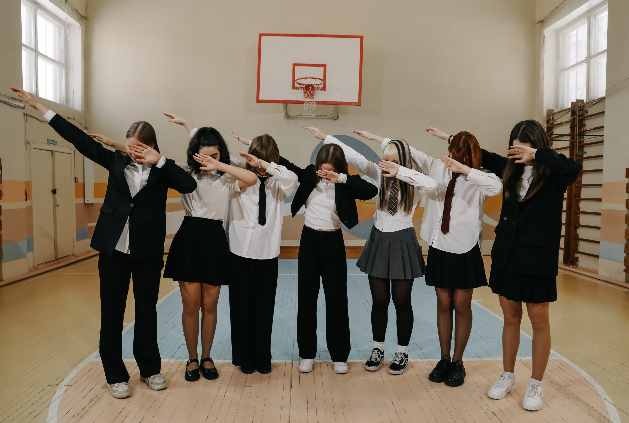 Школьные. Фотограф свадебный, репортажный, индивидуальный, фото для маркетплейсов, брендов, автосалонов