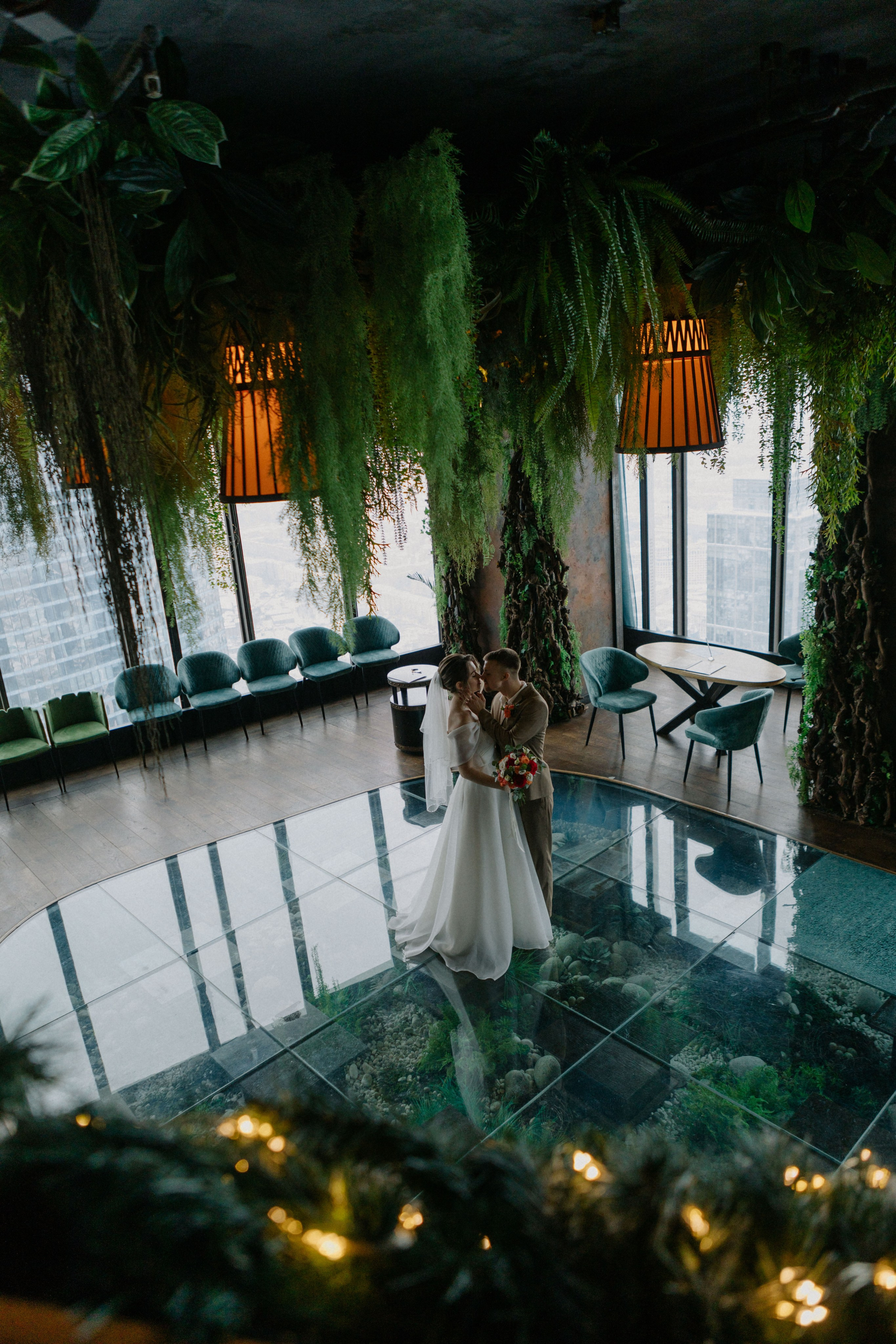 Ксюша и Илья. Утро в отеле роспись в Birds. Свадебный и портретный фотограф в Москве Анастасия Масюк