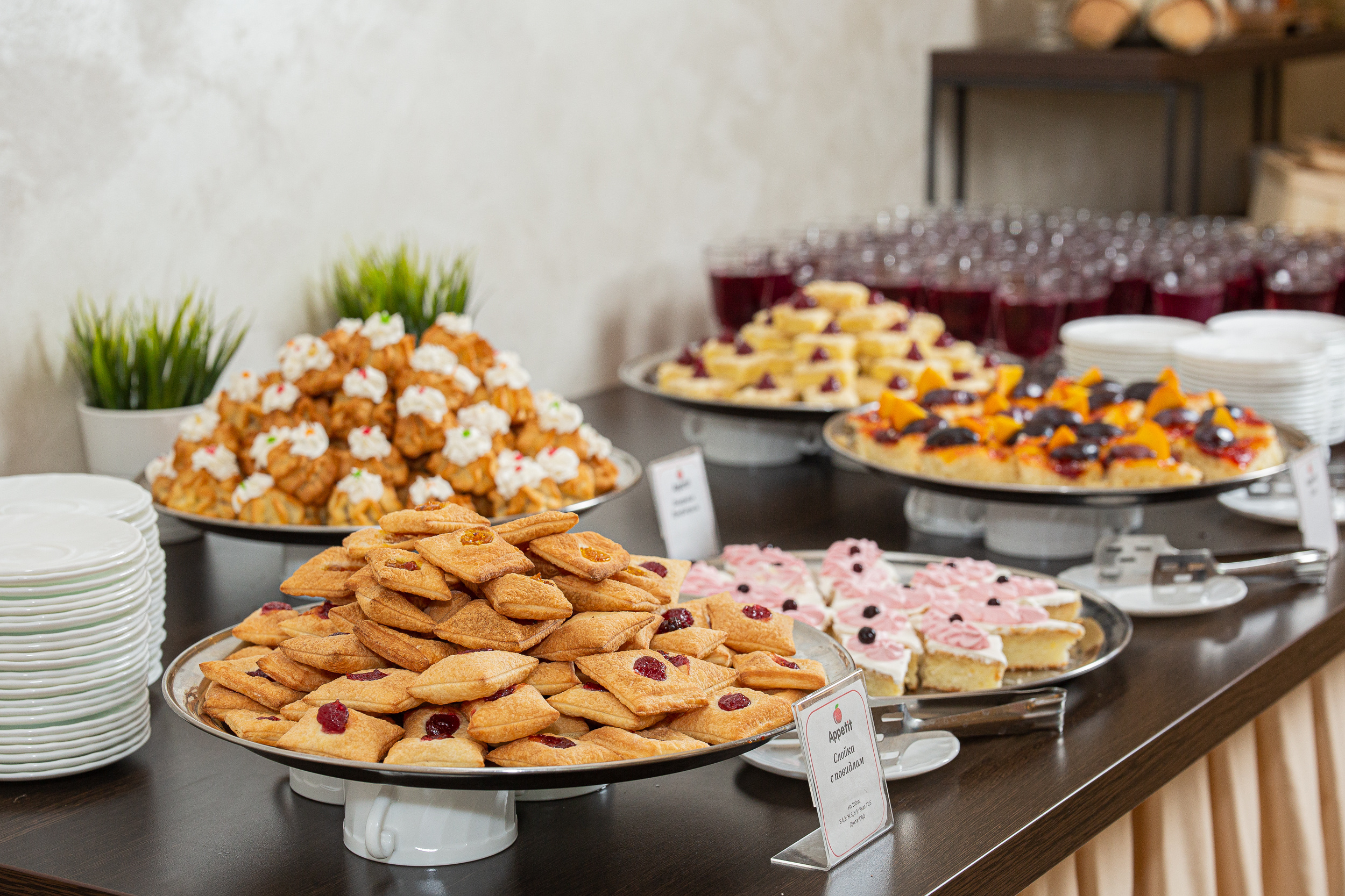 Renatphoto-Фотосъёмка шведского стола в отелях и пансионатах. Профессиональная фотосъёмка интерьеров, предметная фотосессия еды для меню г. Анапа