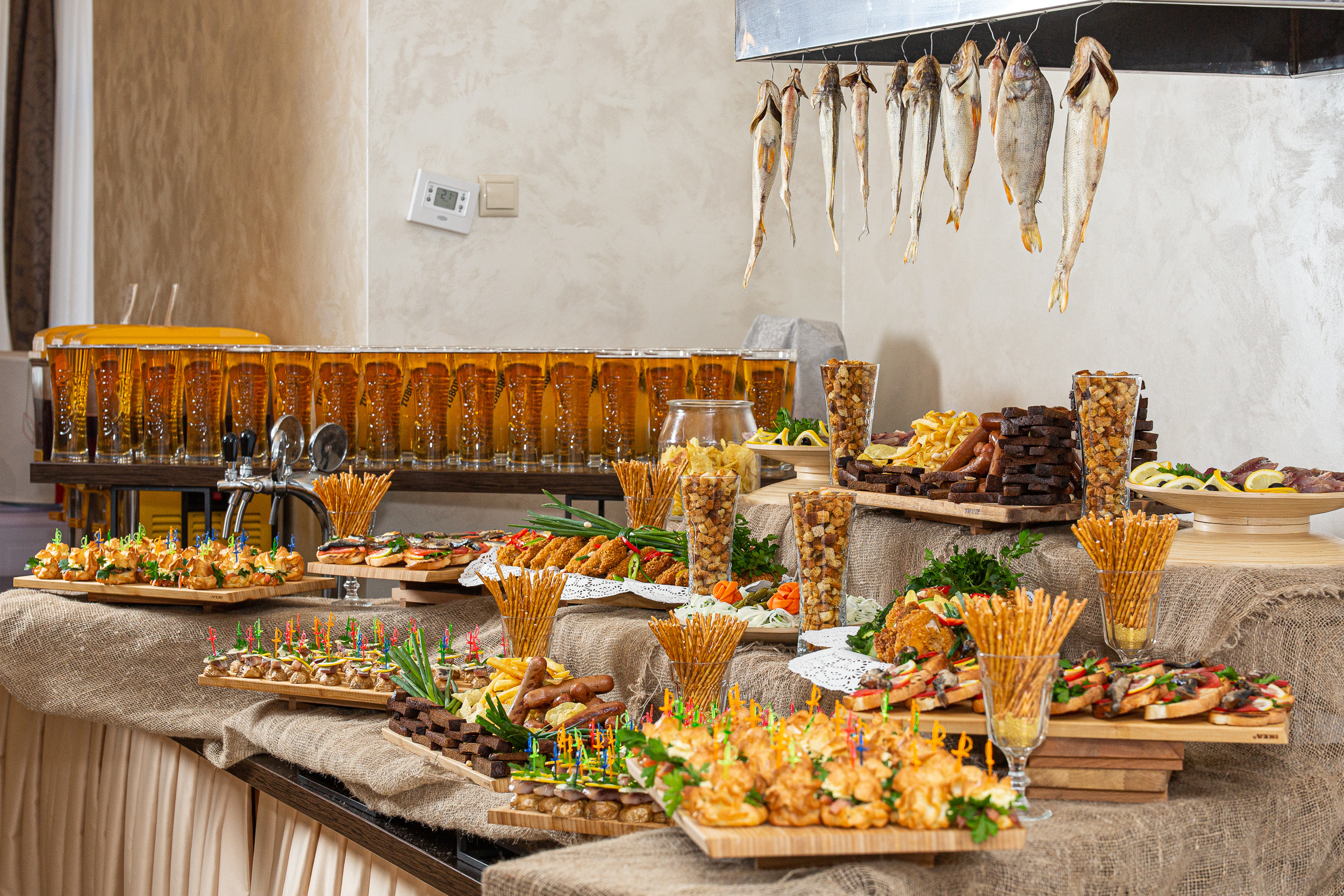 Renatphoto-Фотосъёмка шведского стола в отелях и пансионатах. Профессиональная фотосъёмка интерьеров, предметная фотосессия еды для меню г. Анапа