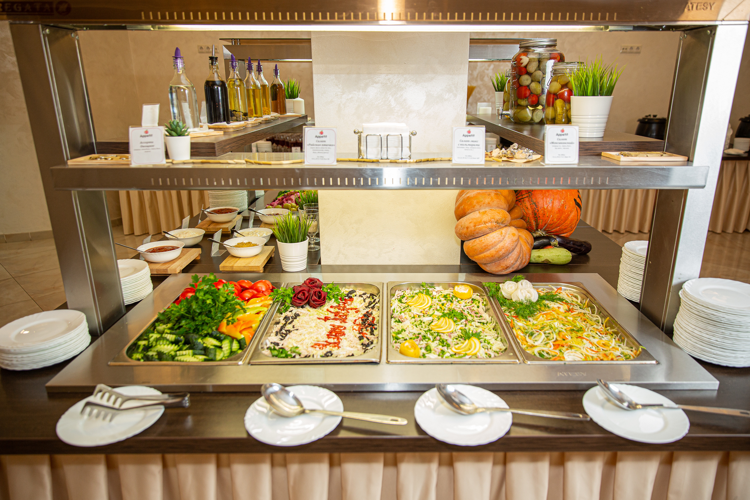 Renatphoto-Фотосъёмка шведского стола в отелях и пансионатах. Профессиональная фотосъёмка интерьеров, предметная фотосессия еды для меню г. Анапа