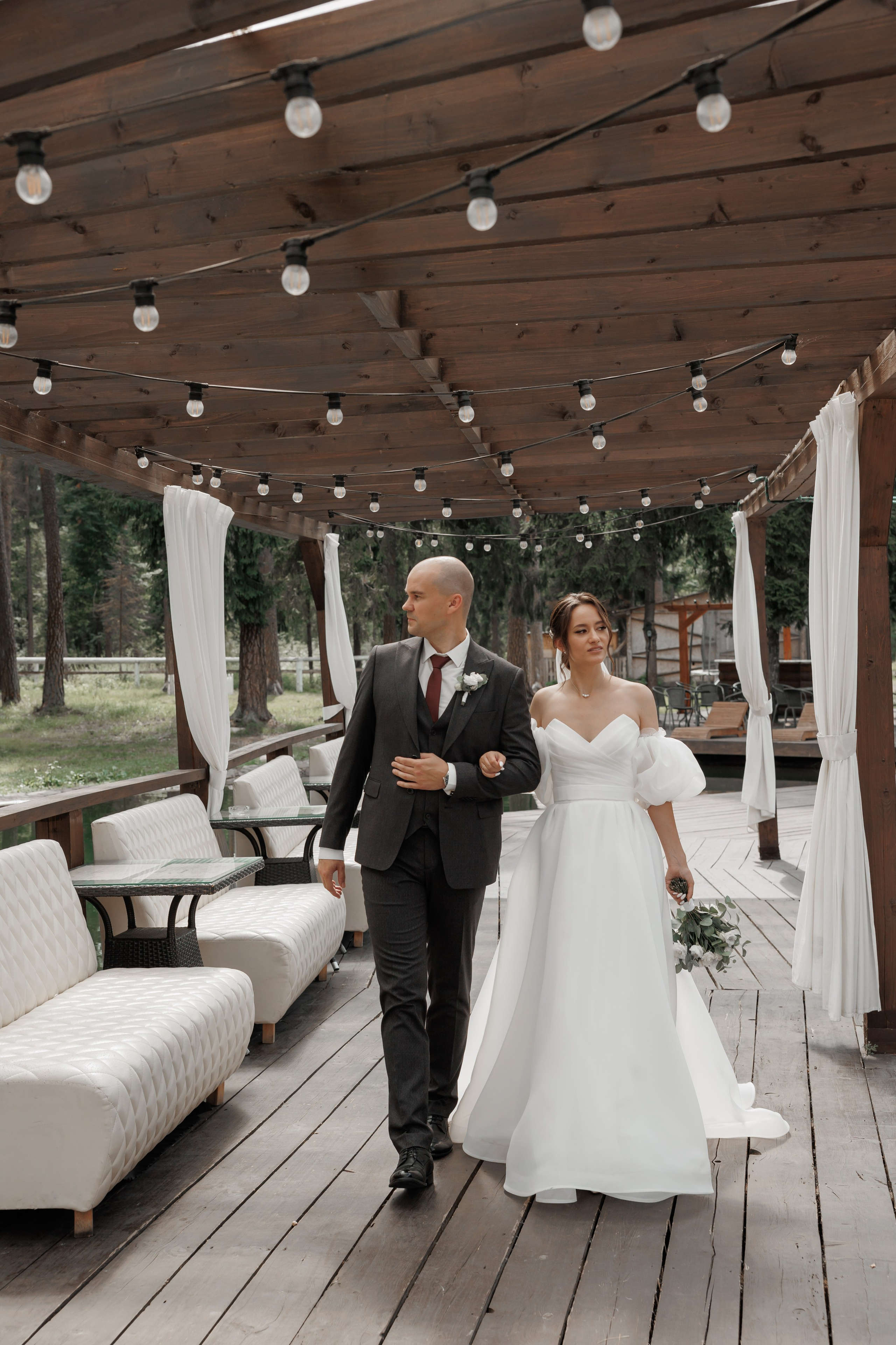 Полина и Дмитрий, загородный клуб «Барин», ЗАГС в г. Пушкино. Свадебный и репортажный фотограф (Москва, Королев и другие)