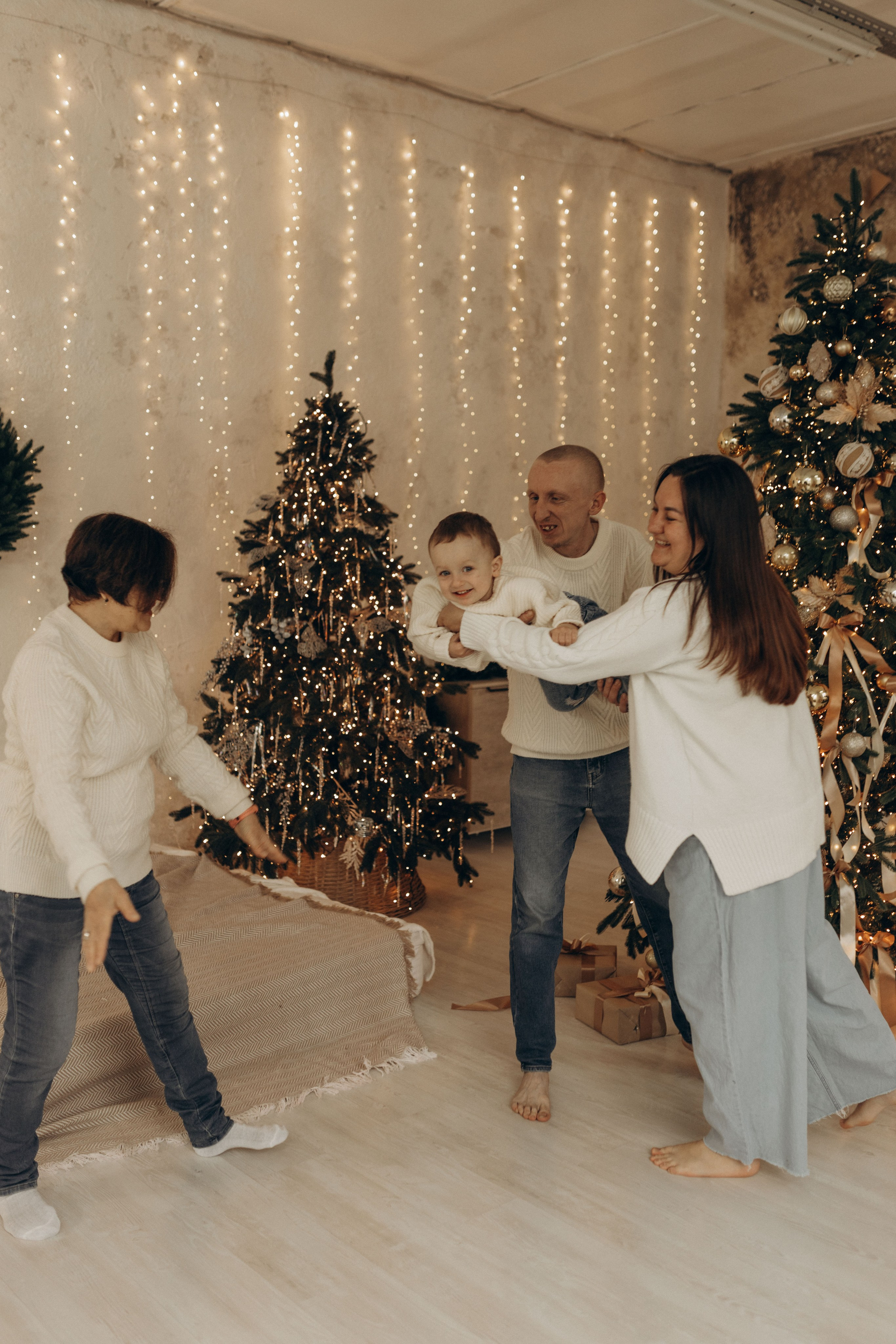 Семейная фотосессия. Встречаем новый год 2026. Фотограф в Ставрополе Svetlana Matveeva