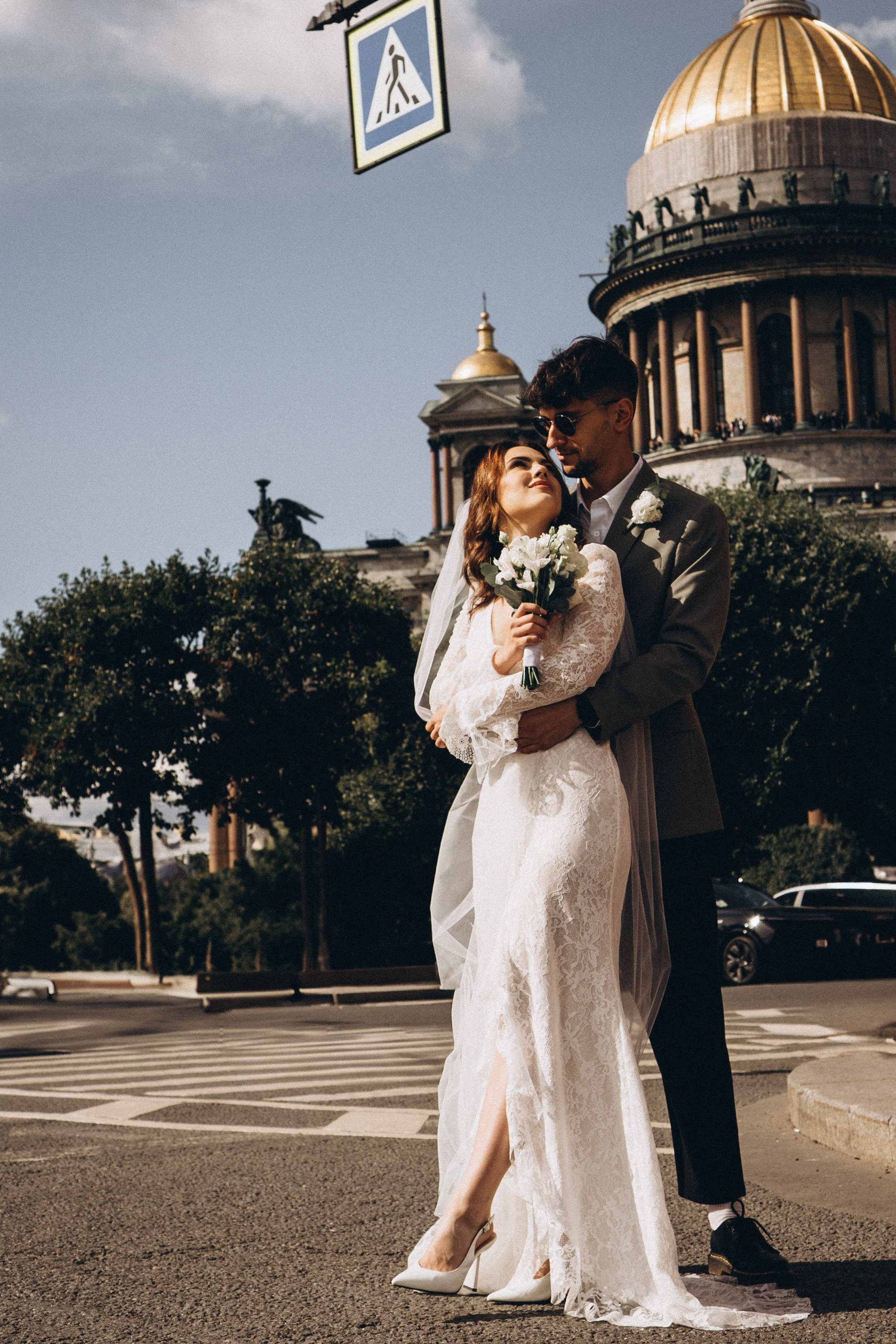 СВАДЕБНАЯ ПРОГУЛКА ВОЗЕ ИСАИКЕВСКОГО СОБОРА АСТОРИИ И ЗАКОНОДАЛЕТНОГО СОБРАНИЯ. Профессиональный фотограф, Санкт-Петербург — Виктория Богомолова