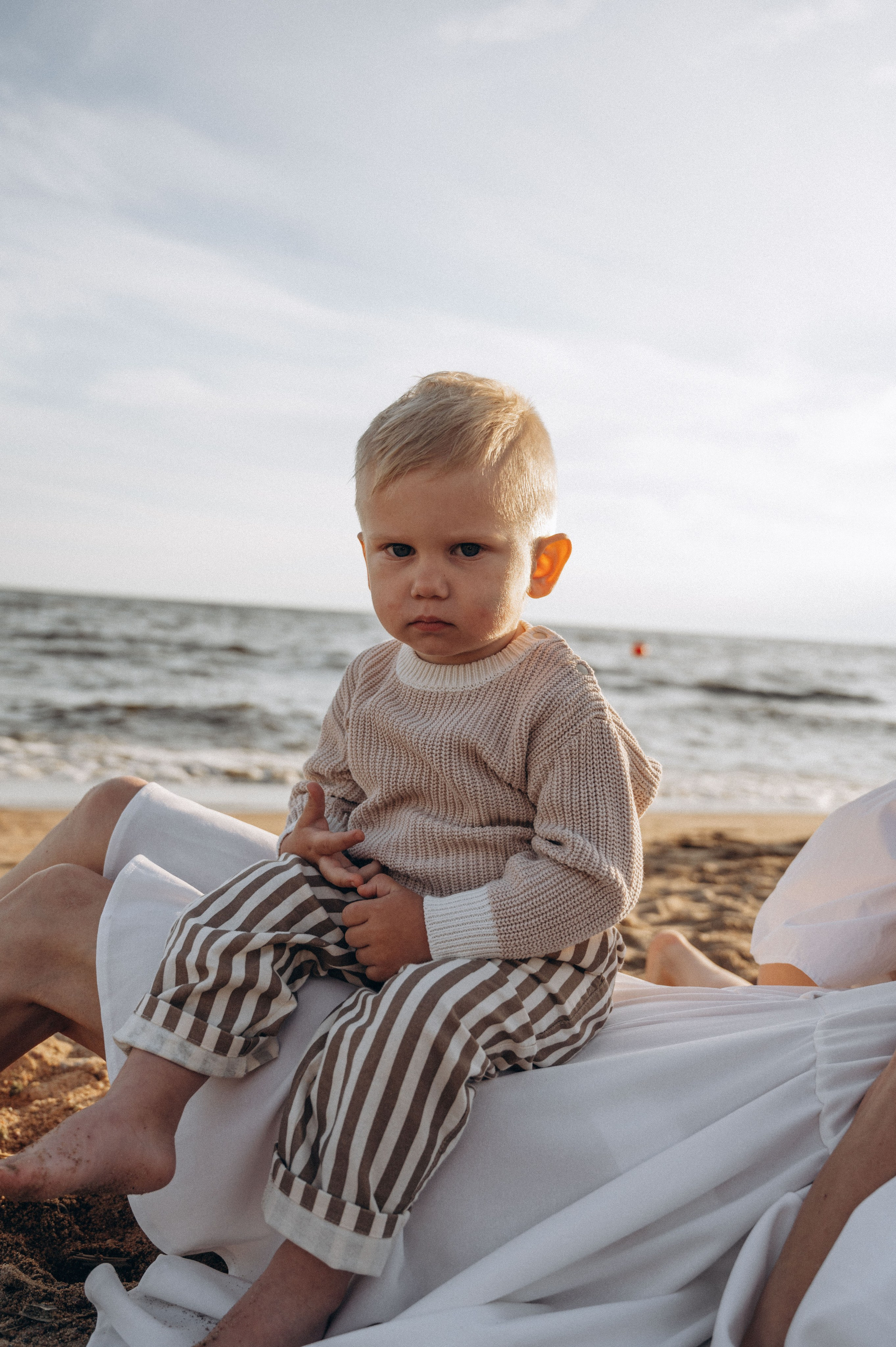 Юлия. Профессиональный фотограф беременности в СПБ. Стильные фотосессии беременности в стиле минимализм и классическая фотография