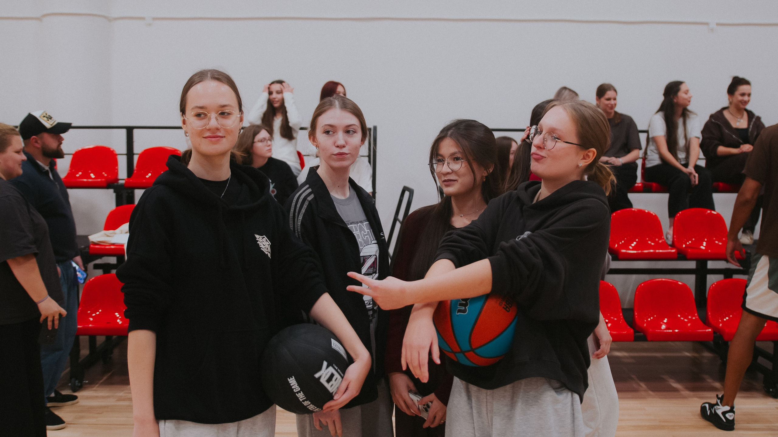 MF PROD. — B1BOX MASTER CLASS FOR STUDENTS. MOVIE FAMILY PRODUCTION