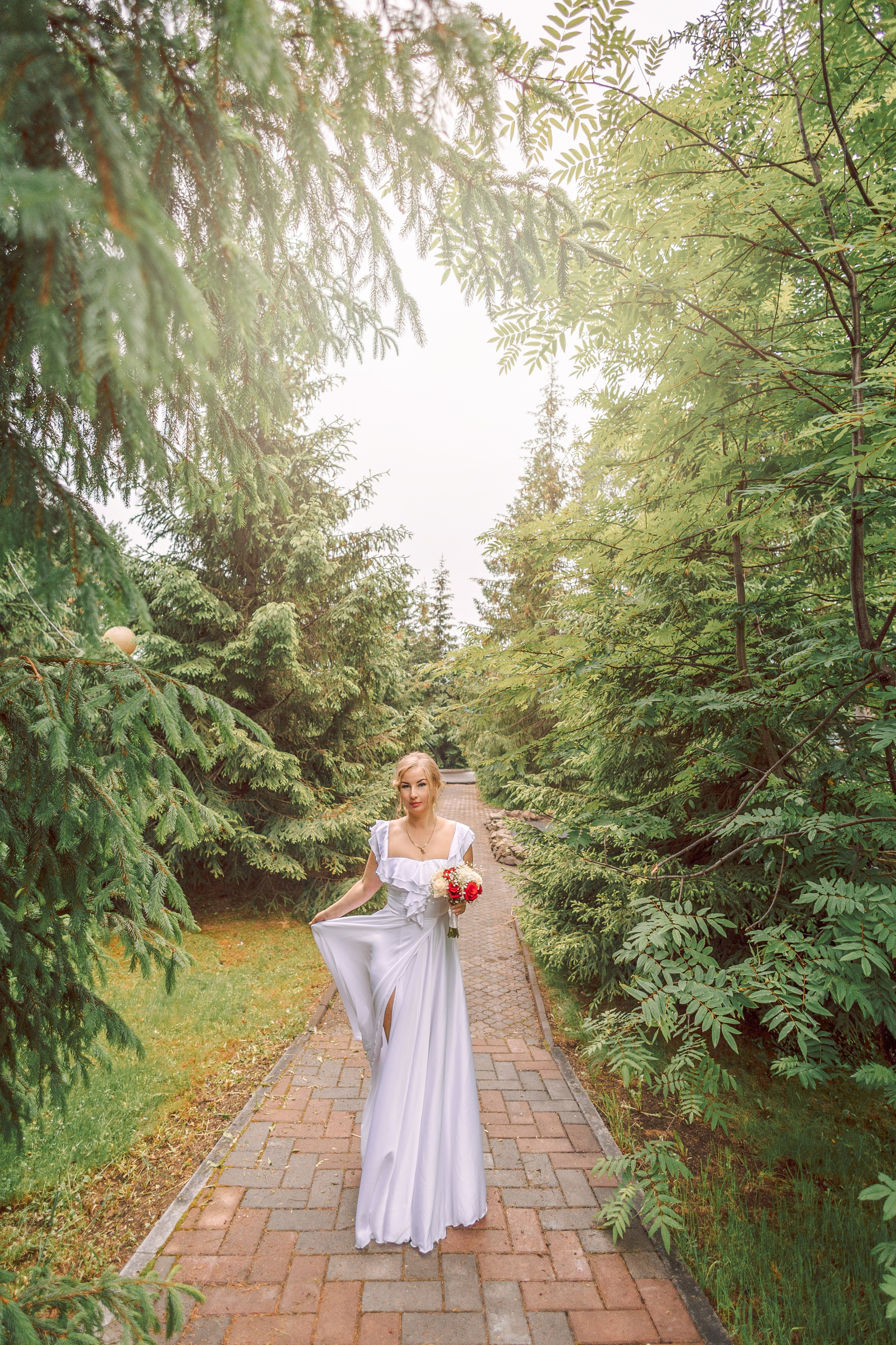 Свадьба — регистрация и прогулка. ФОТОГРАФ КАМЧАТКА ИРИНА БЕЛОКРЫЛОВА