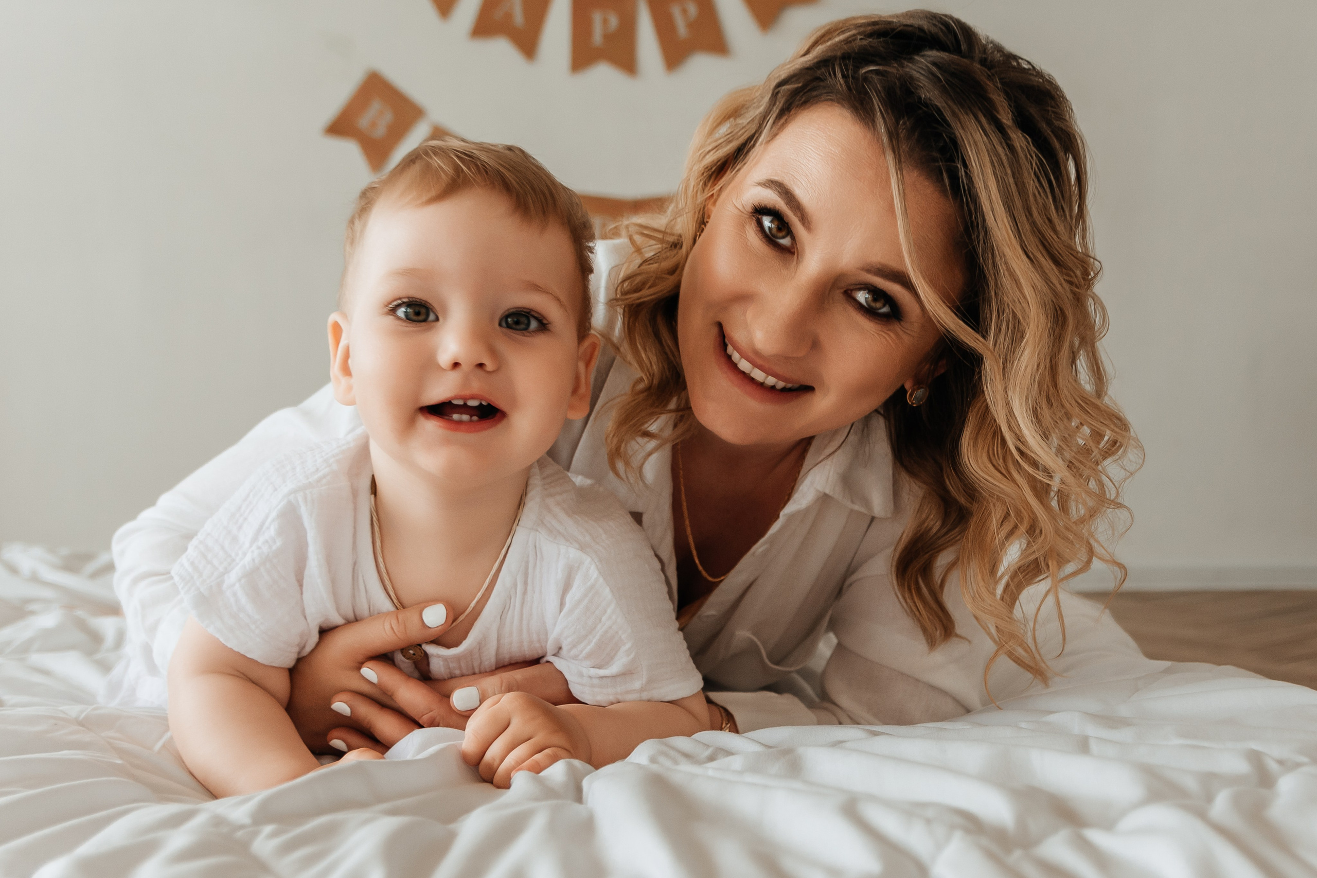 Фотосессия годика минимализм. Семейный и детский фотограф Кущ Наташа