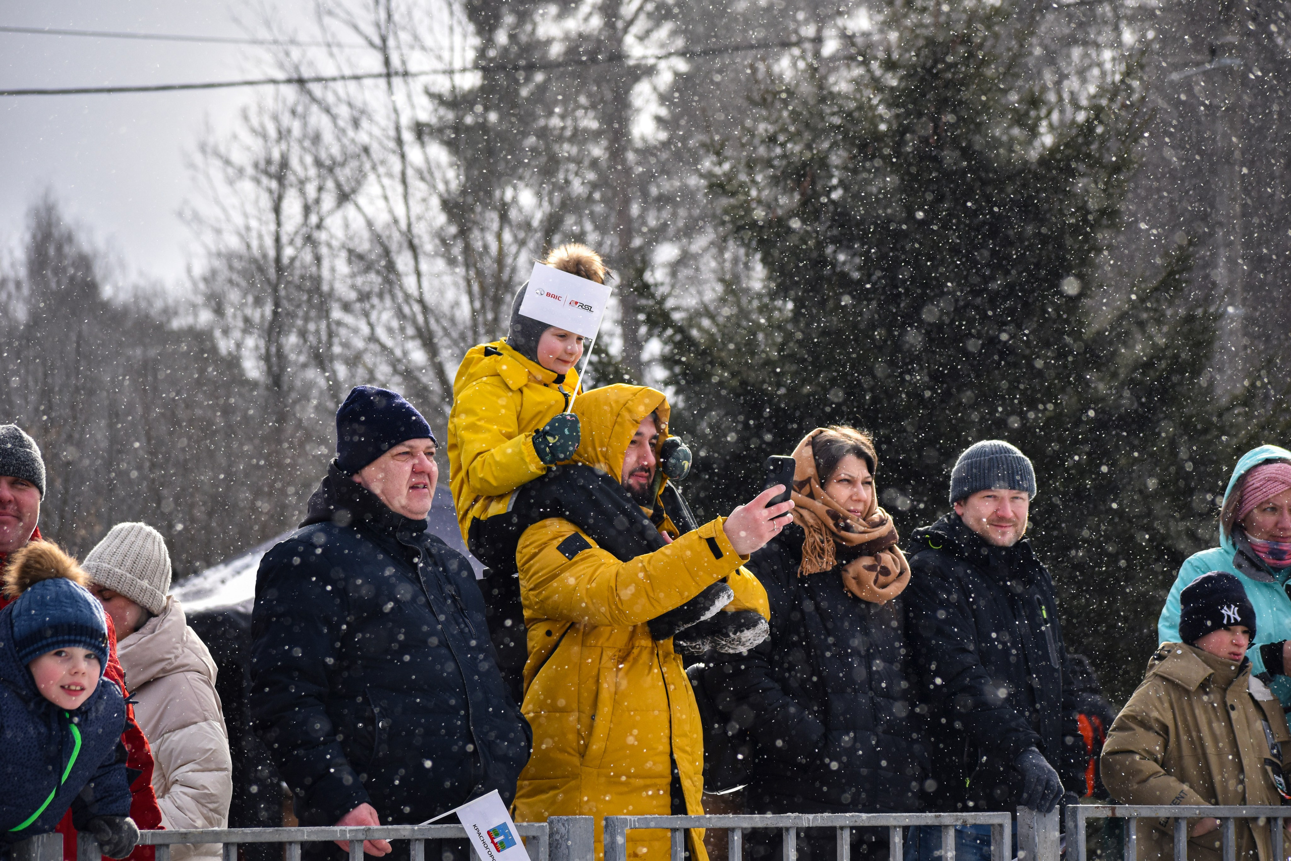 Ледовый спидвей 2025. Голосов Дмитрий — автоспортивный фотограф