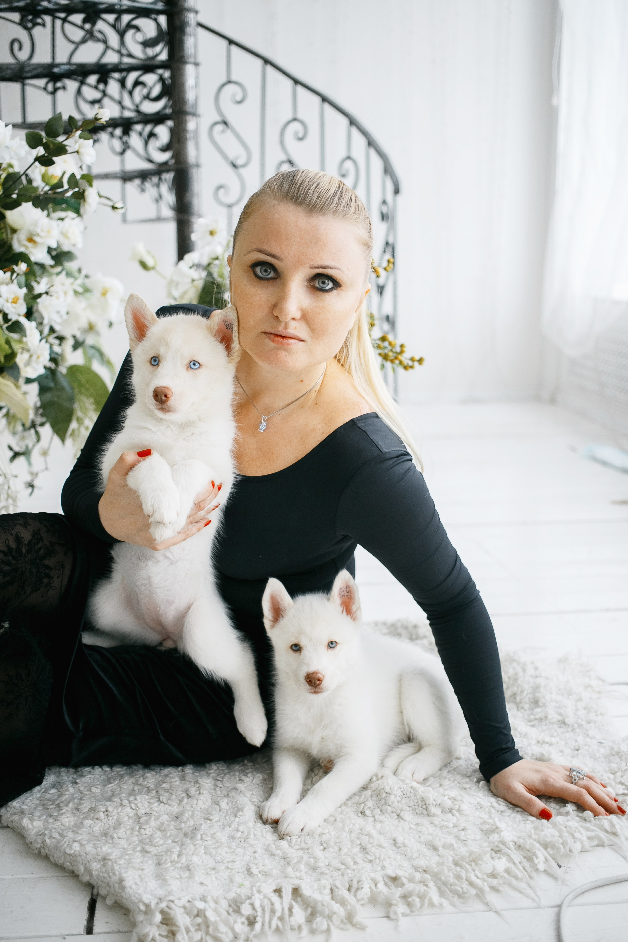 Весенняя фотосессия с щенками Хаски. Фотограф Сергей Логинов