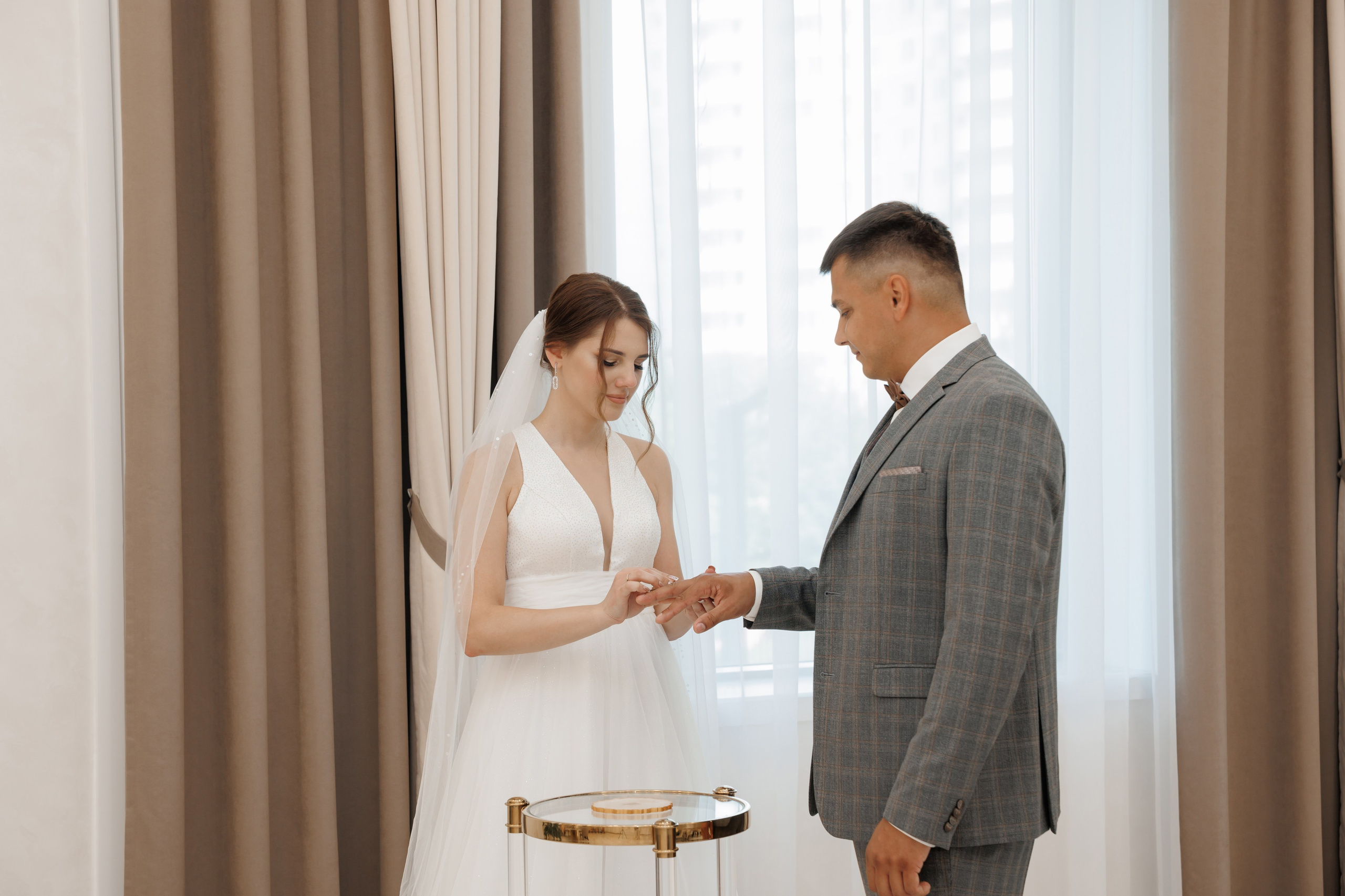 ЗАГС Бутово и Остафьево. Свадебный и репортажный фотограф (Москва, Королев и другие)