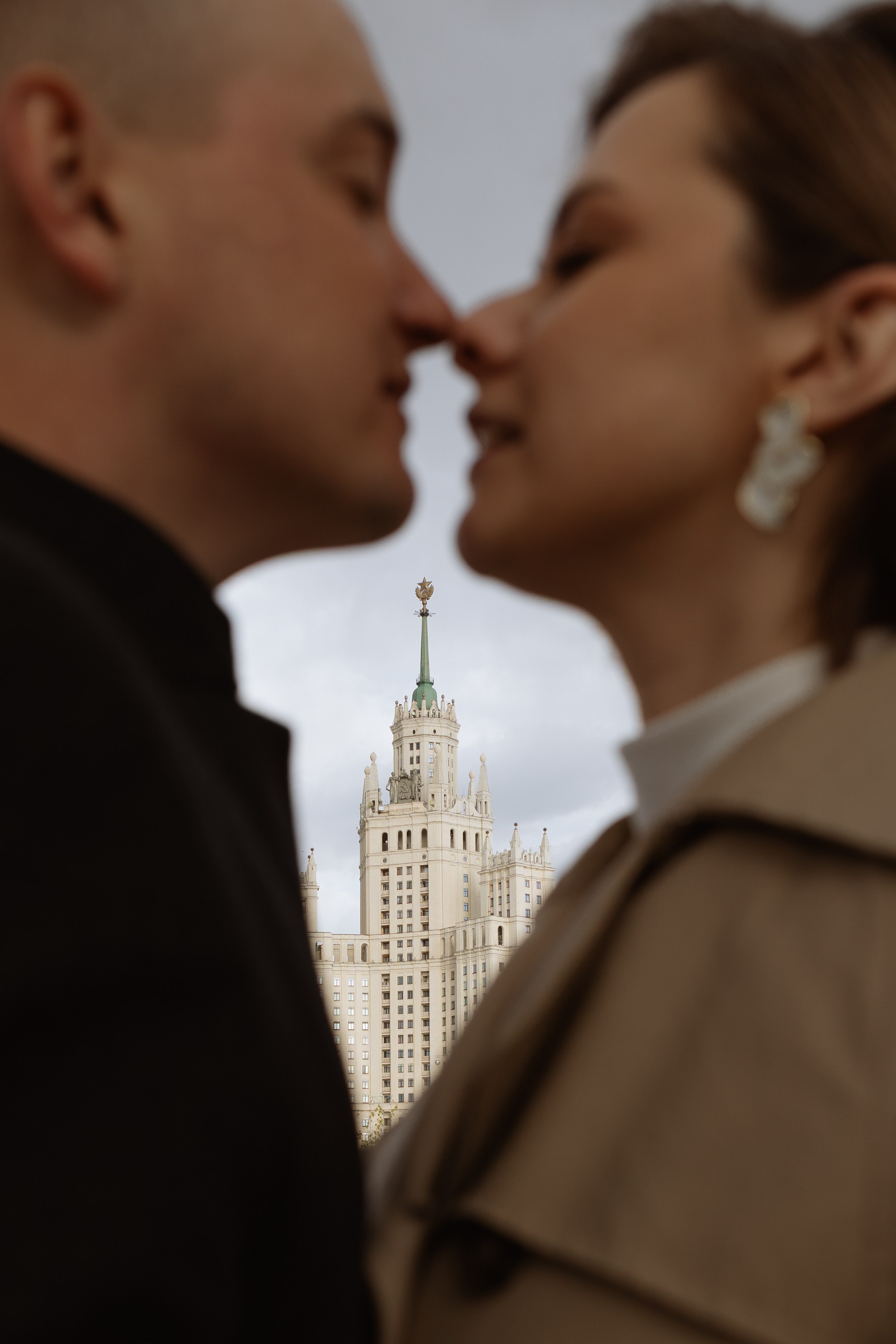 МФЦ + набережная. Свадебный фотограф Курзина Ольга | Москва