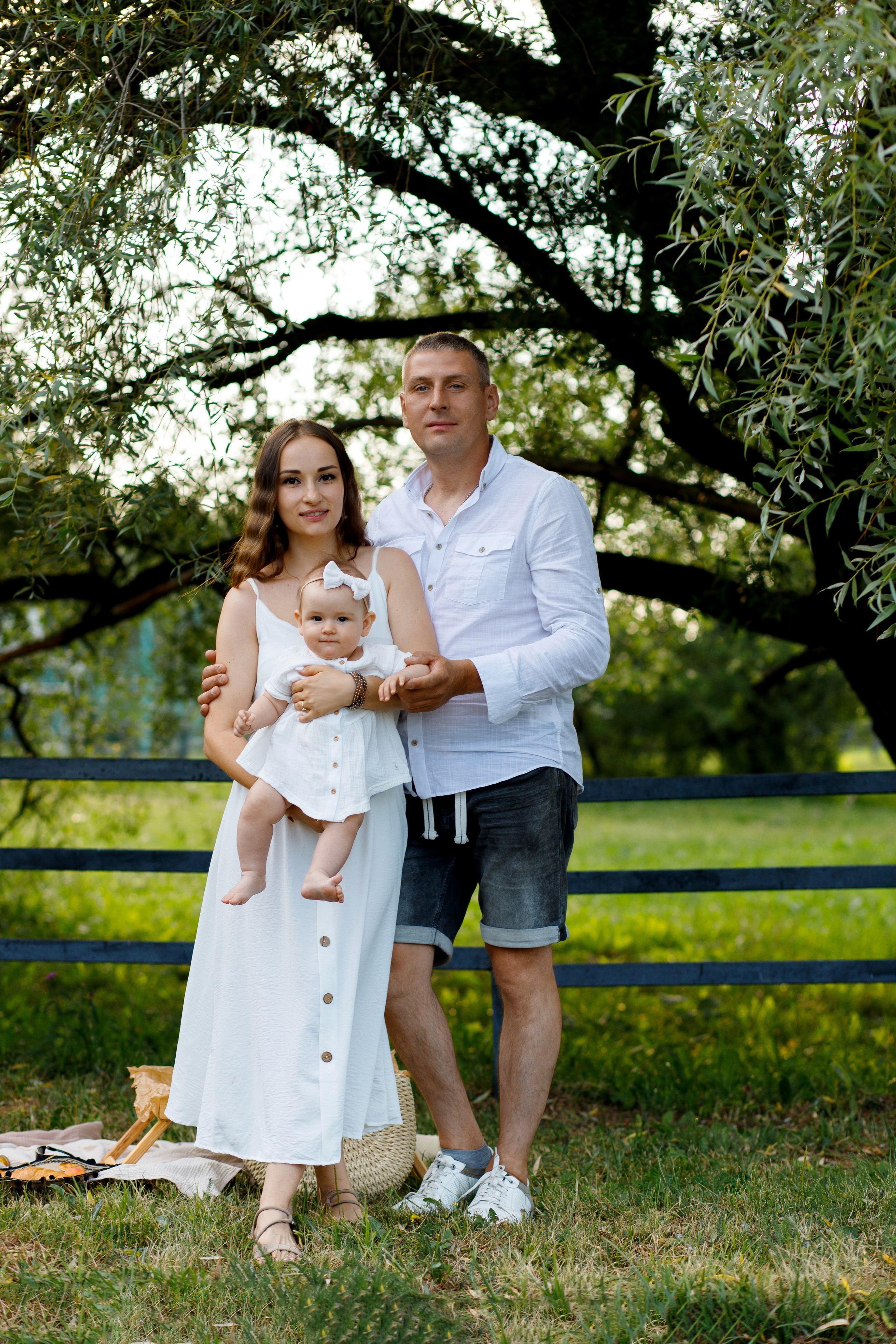 Семейная фотосессия в районе Внуково. Фотограф Александра Сыщенко