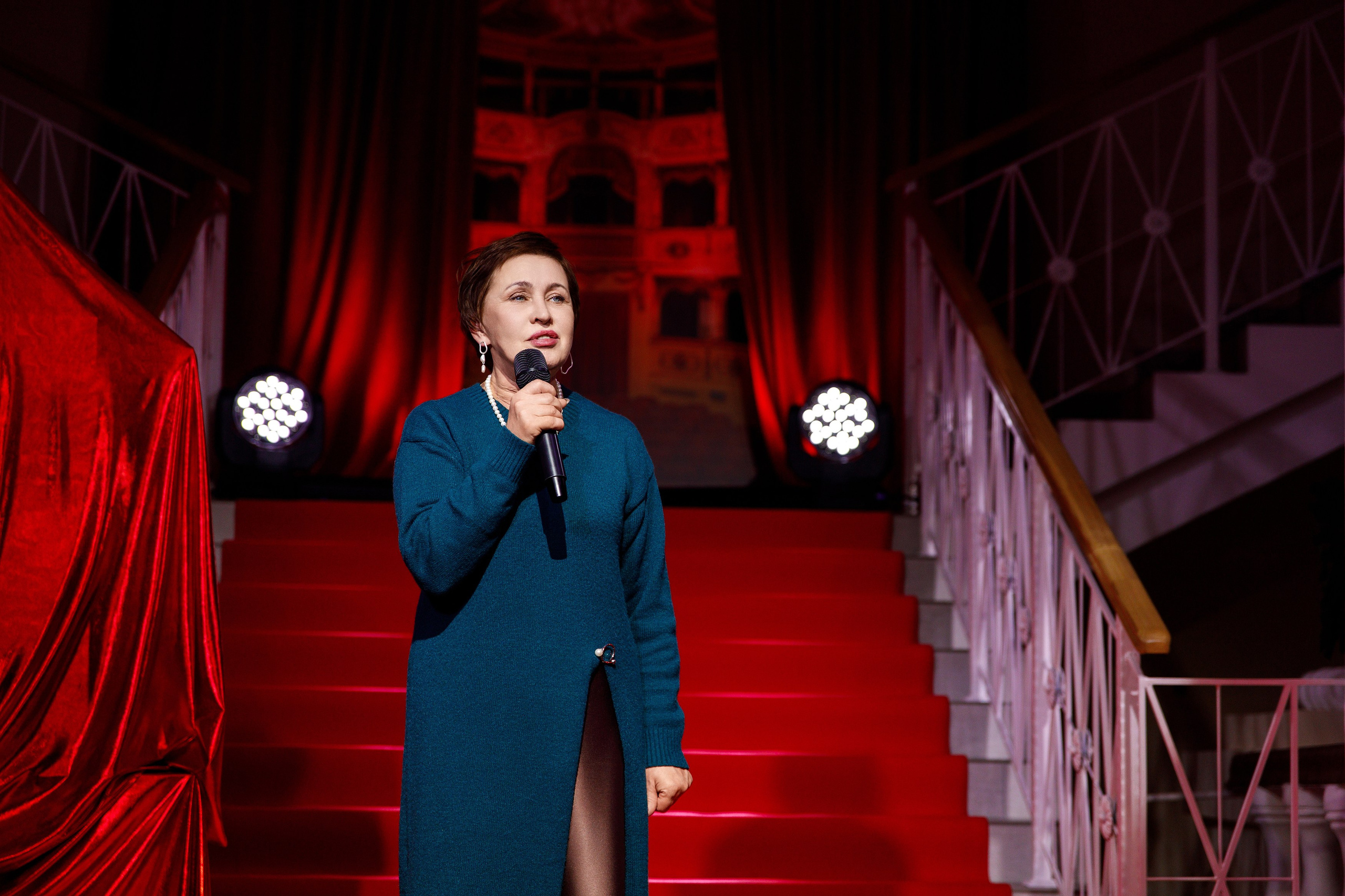 Награждение победителя конкурса «Учитель Года» г. Горнозаводск. Фотограф Дмитрий Молчанов | Фотограф Пермь | Фотограф