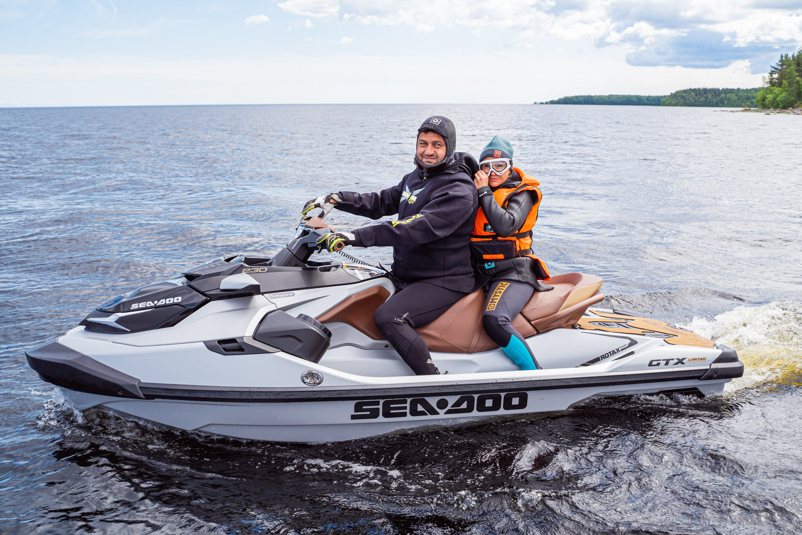 Гидровыезд в Коневский мужской монастырь. Свадебный, семейный, портретный, репортажный фотограф в Санкт-Петербурге