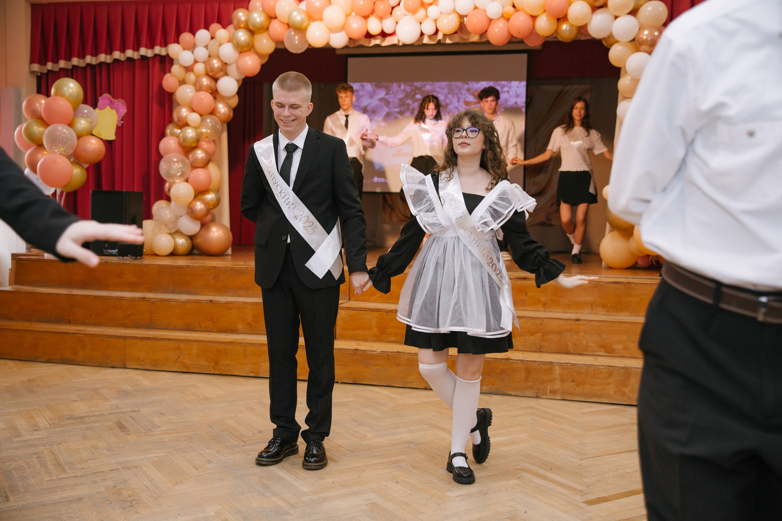 Последний Звонок — 9 класс. Портретный и репортажный фотограф в Санкт-Петербурге Елизавета Я