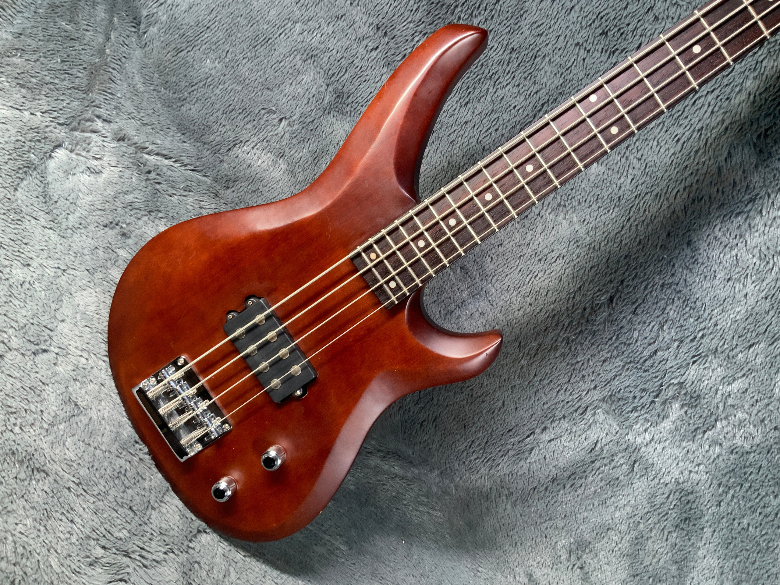 Vintage Bass Korea 90's