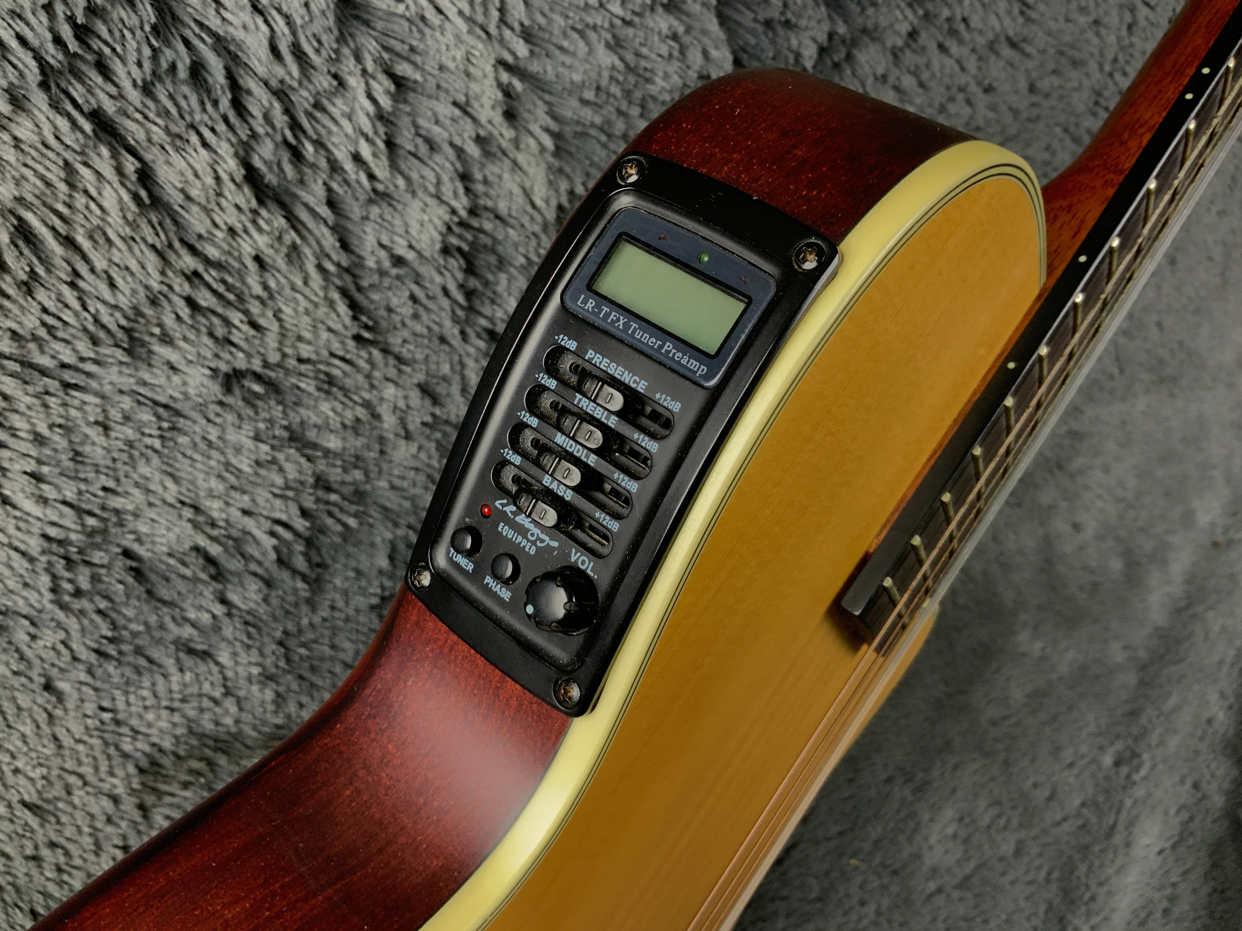 Crafter CT 125 CN Gibson Chet Atkins Epiphone SST