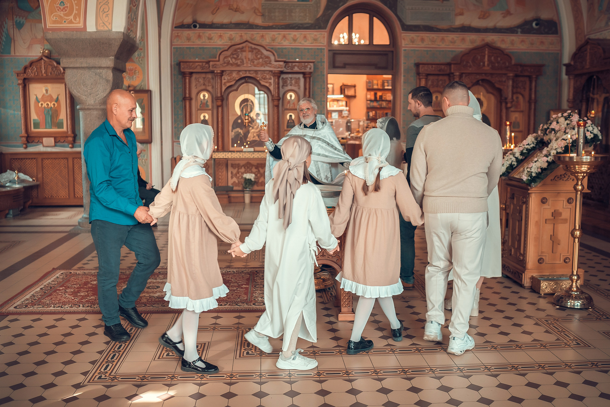 Таинство Крещения Красноярск. Фотограф на Крещение и Венчание в Красноярске Рамазанова Юлия