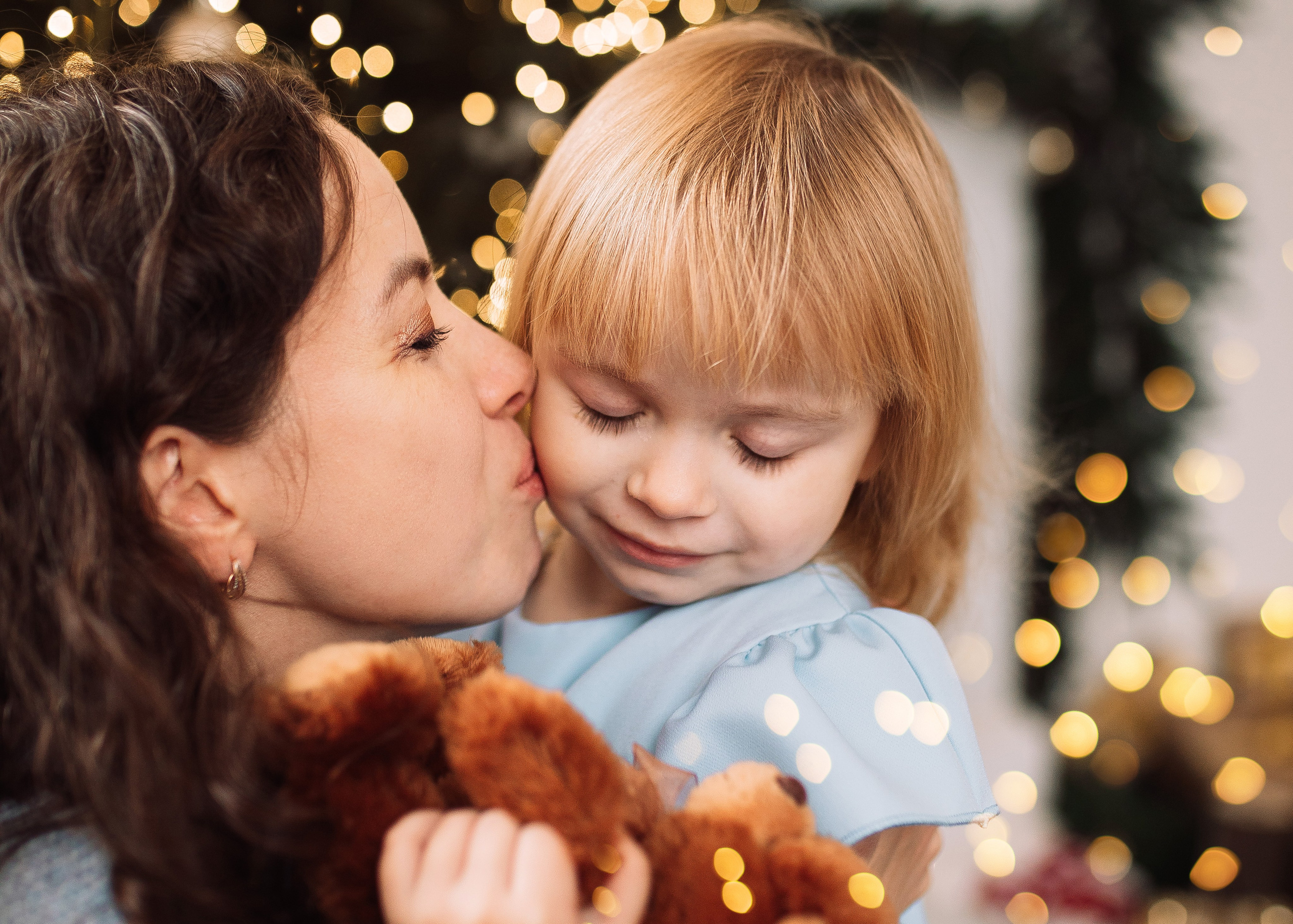 Семейная фотосессия в студии/дома