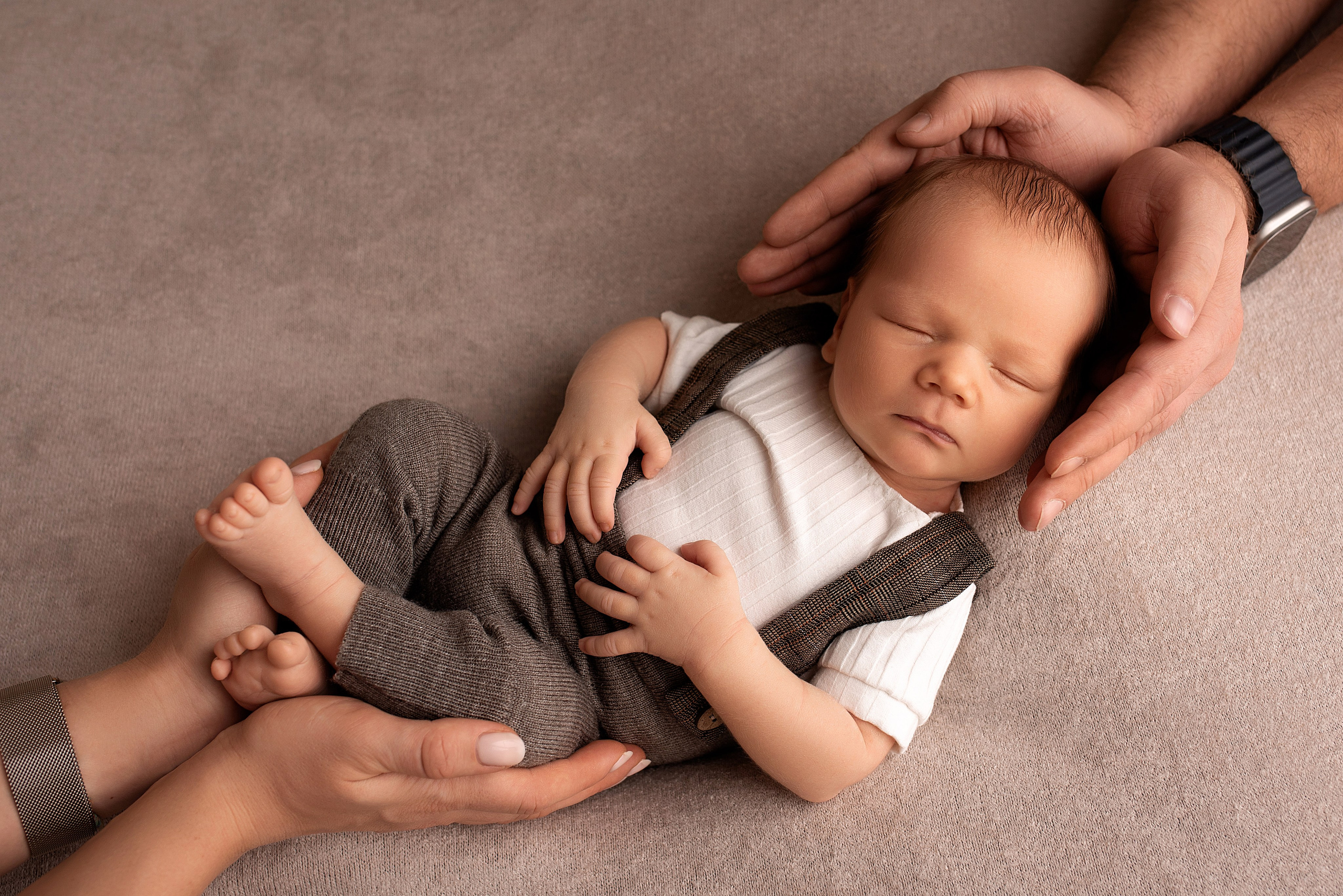 Новорождённые мальчики. Детский фотограф новорождённых в Минске Боровик Екатерина