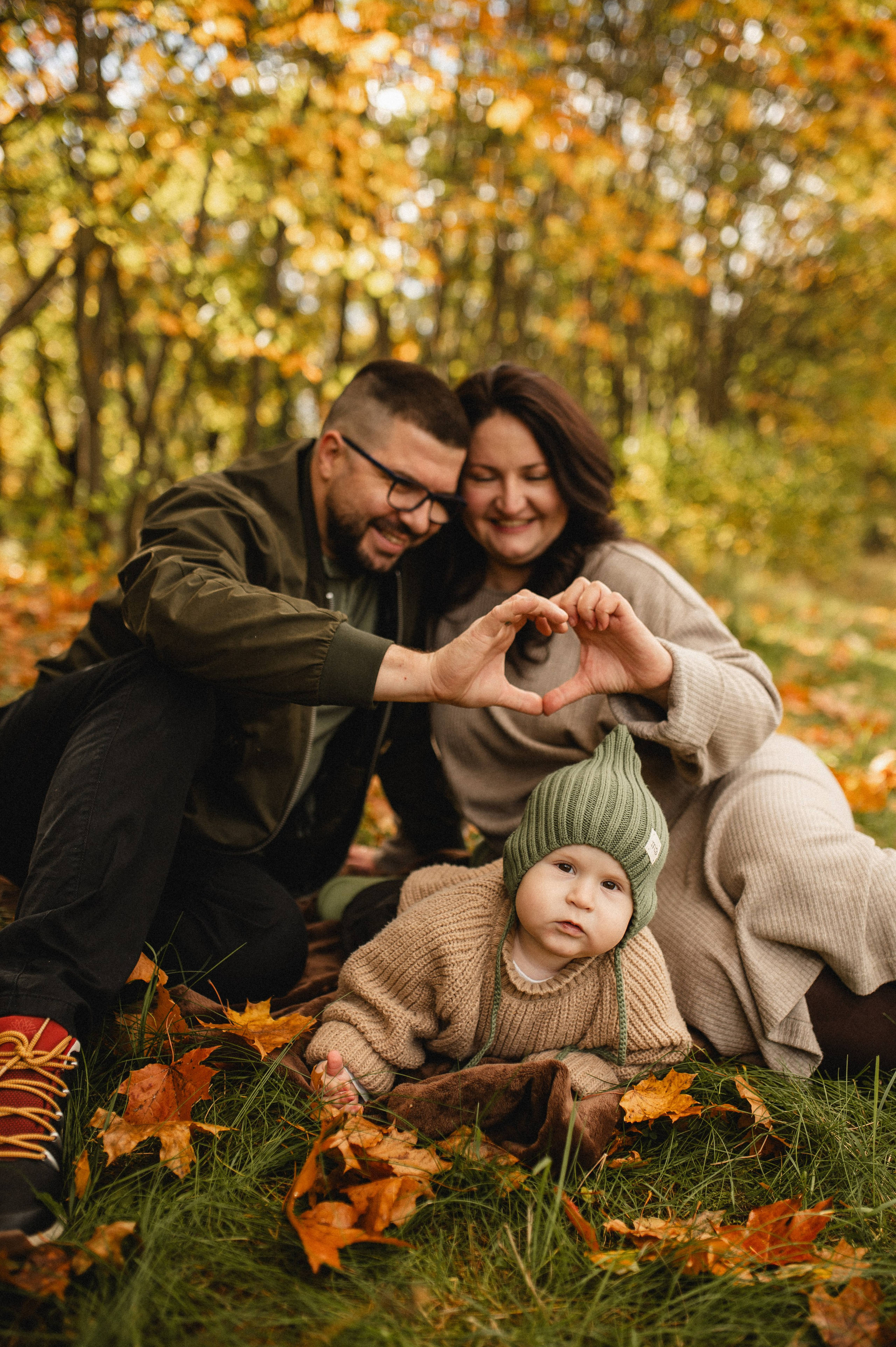 Осенняя фотосессия большой семьи в парке. Семейная фотосессия Бутово Москва фотограф Алина Морщагина