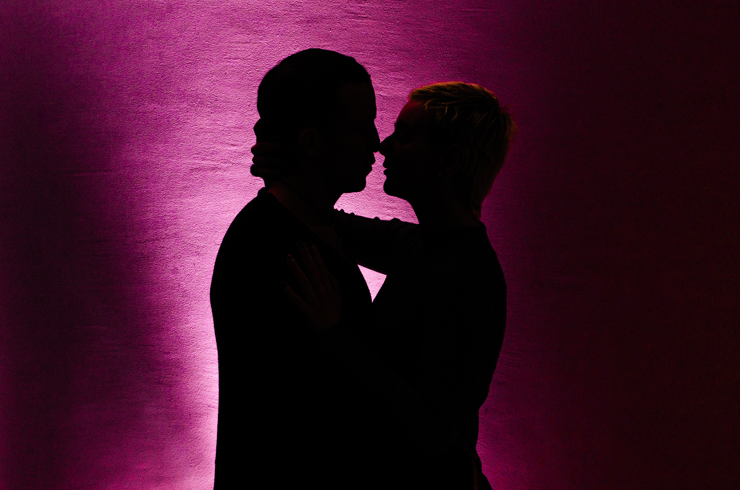 Love Story фотосессия Вика и Валера, прогулка. Фотограф Ольга Дзюба. Фотограф Ольга Дзюба. Фототерапия как зеркало души. КМВ