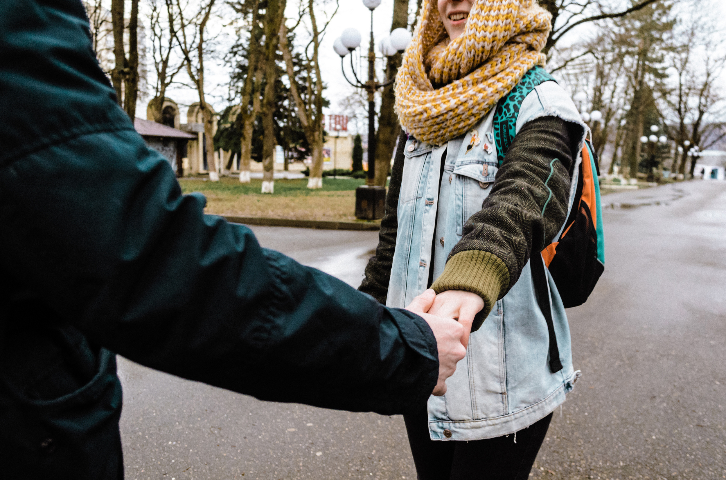 Love Story фотосессия Вика и Валера, прогулка. Фотограф Ольга Дзюба. Фотограф Ольга Дзюба. Фототерапия как зеркало души. КМВ
