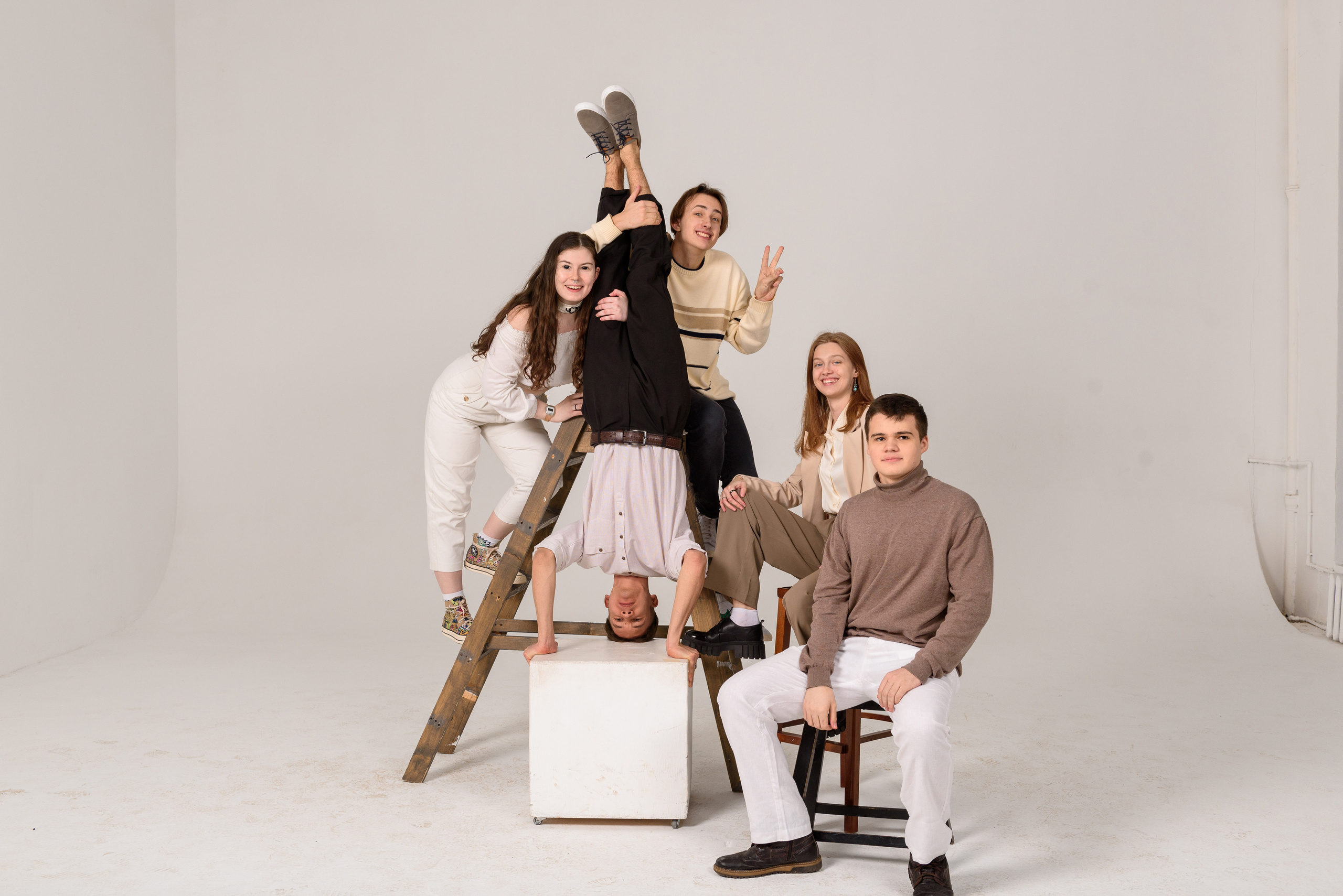 Фотосъёмки для старшеклассников. Выпускные альбомы в Москве фотограф Алина Пащук