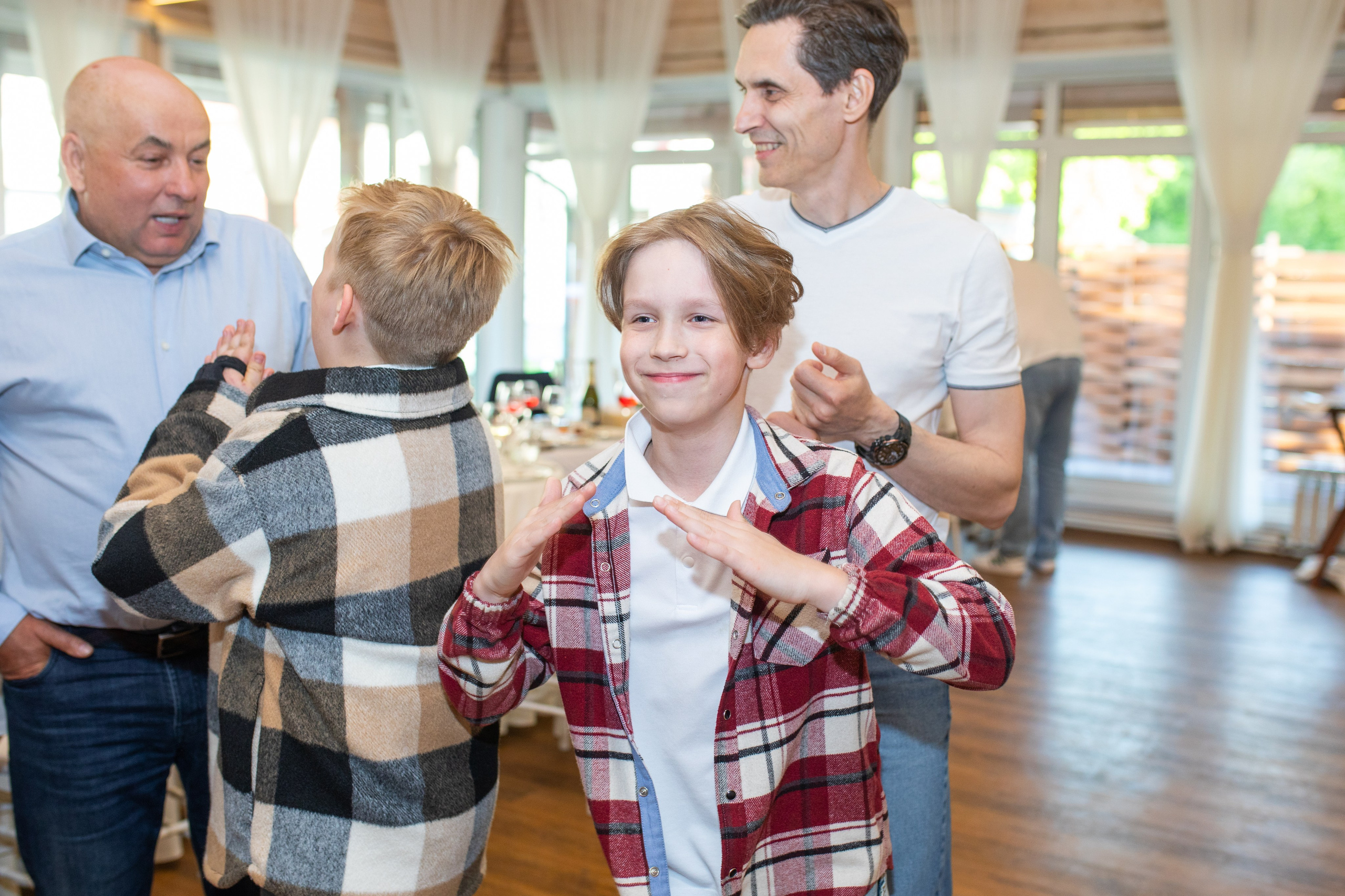 Выпуск 4 класс Сосновый бор. Фотограф в Новосибирске Ася Зверева