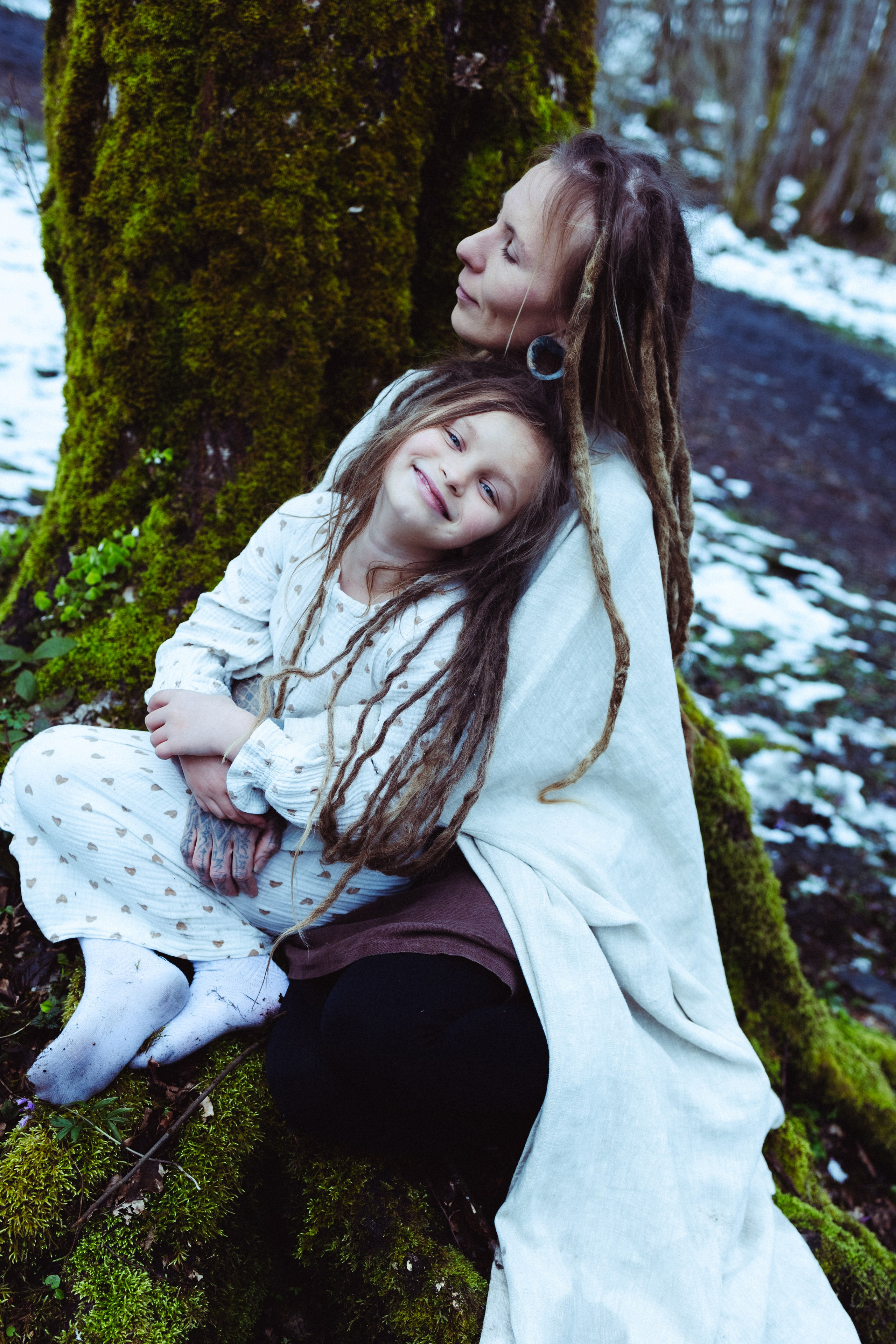 Семейная фотосессия мамы и дочери