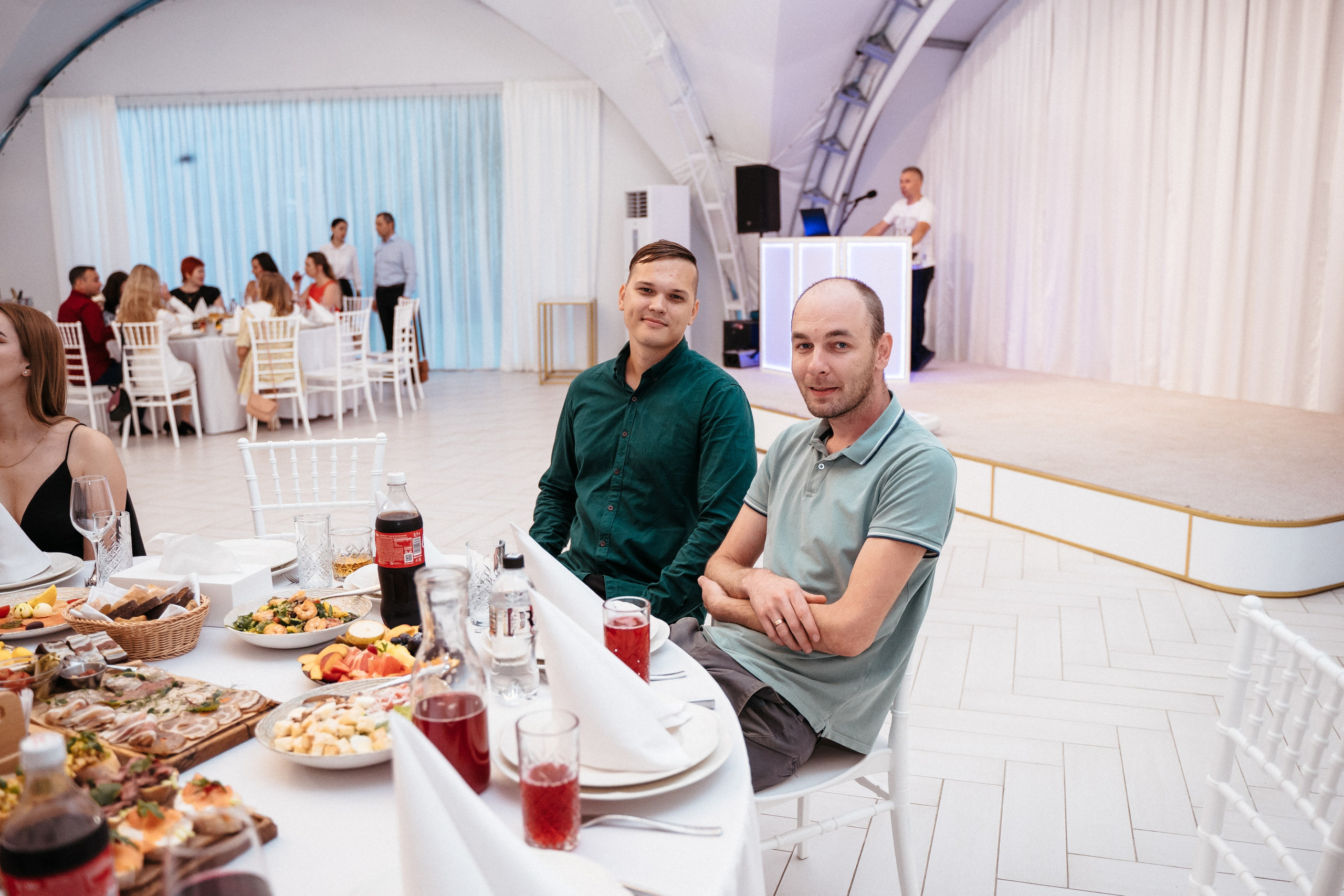 Ави Центр. Свадебный фотограф в Симферополе