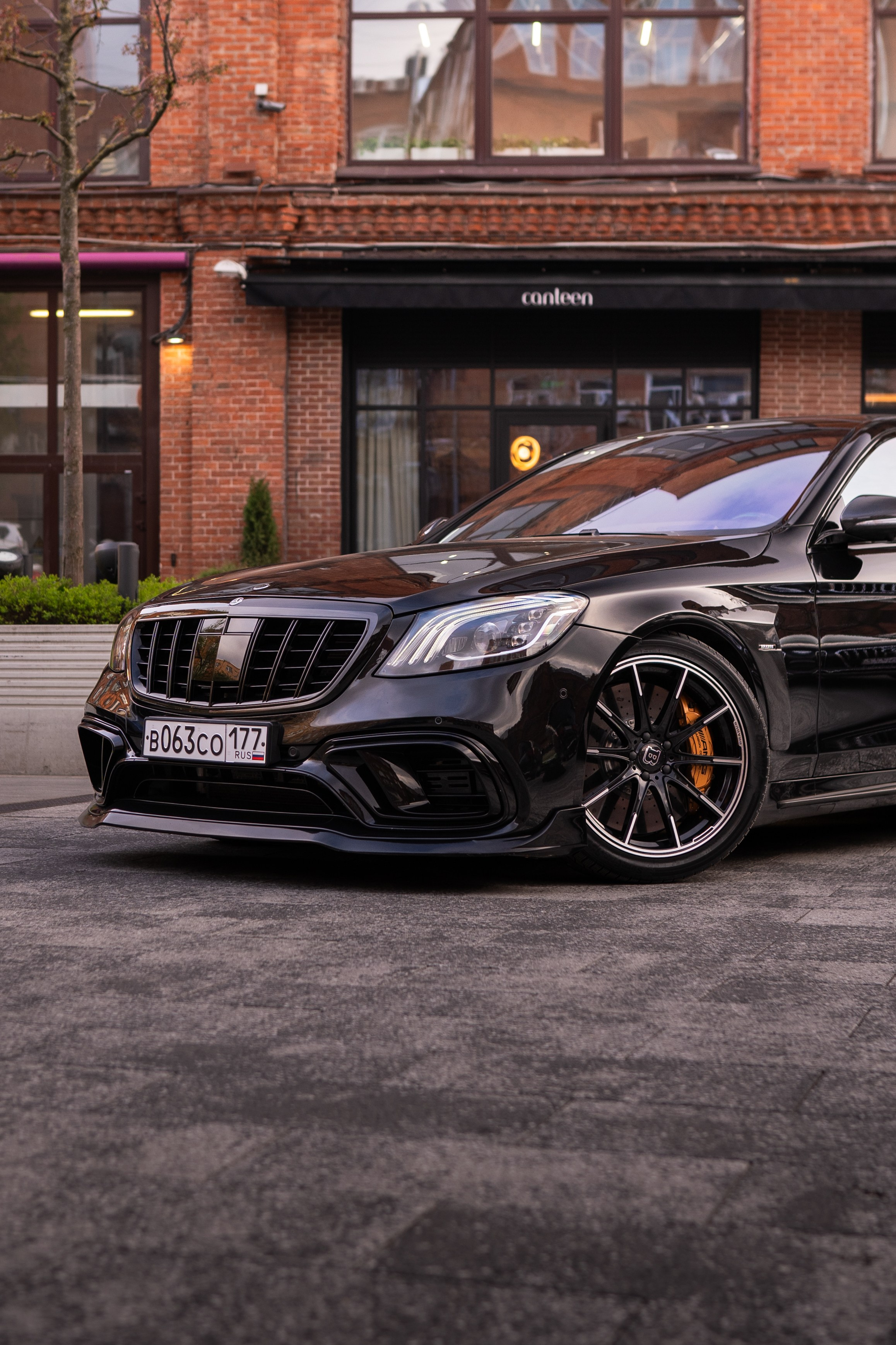 Mercedes Benz S-Class. Mirllaev