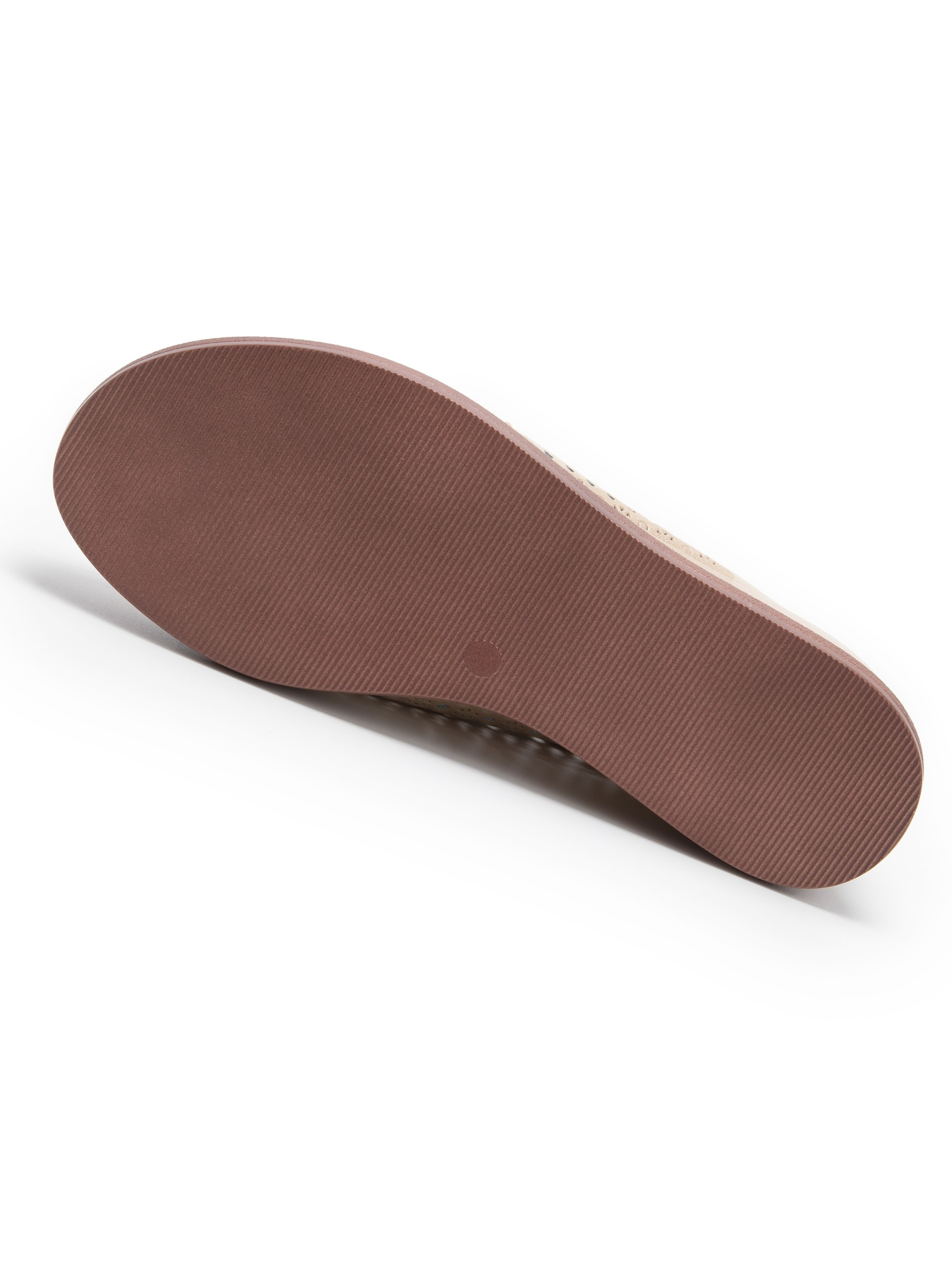 Каталожная фотография обуви. Фотограф в Москве Егор Гончаров