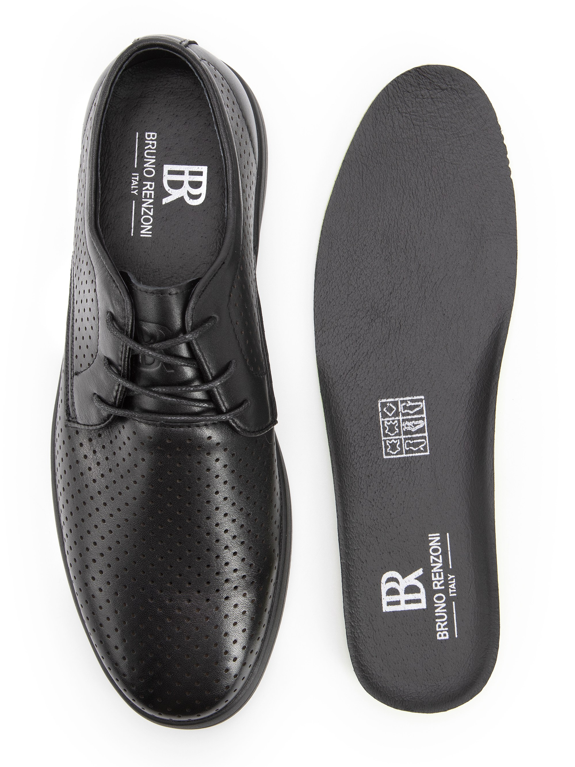 Каталожная фотография обуви. Фотограф в Москве Егор Гончаров