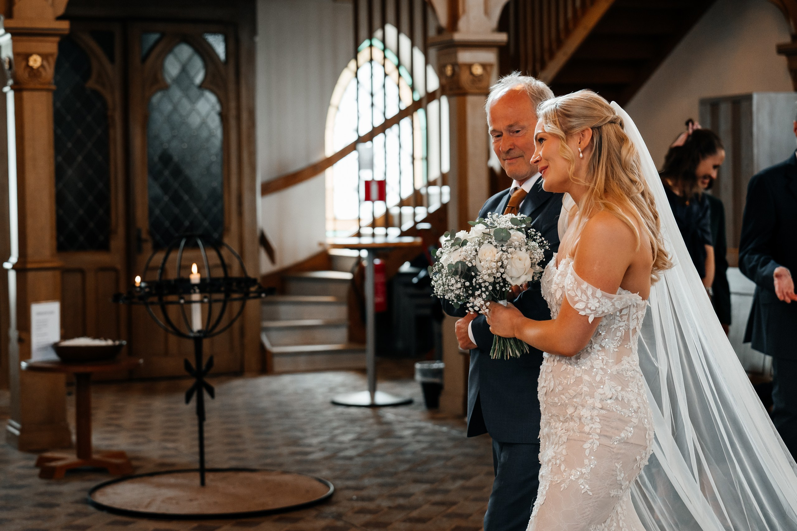 Hjelmsjöborg bröllop Randi & Robert. Bröllops- och familjefotograf i Halmstad | Valentina