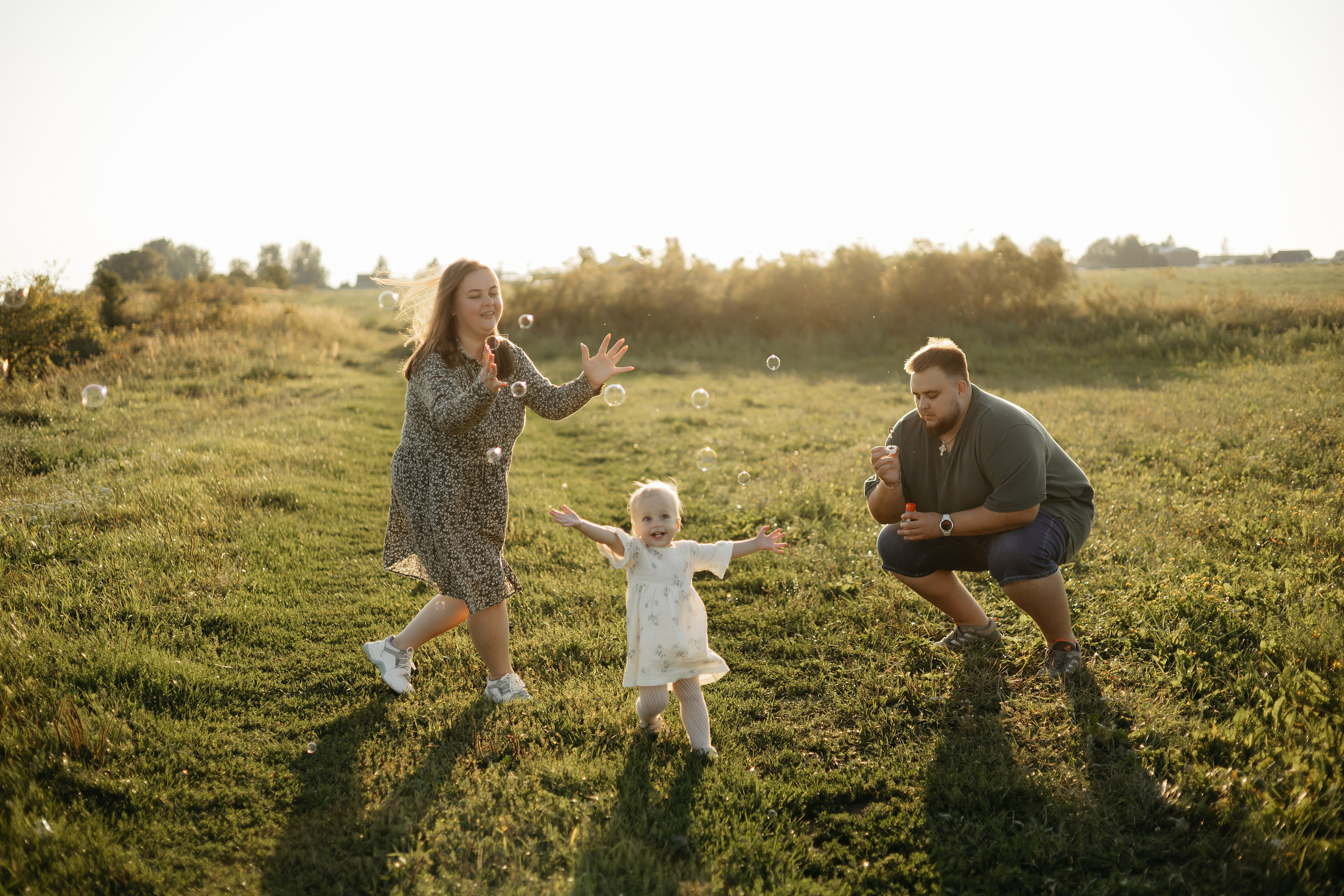 Катя, Илья и Василиса. Свадебный фотограф в Пскове и Санкт-Петербурге | Анна Голикова