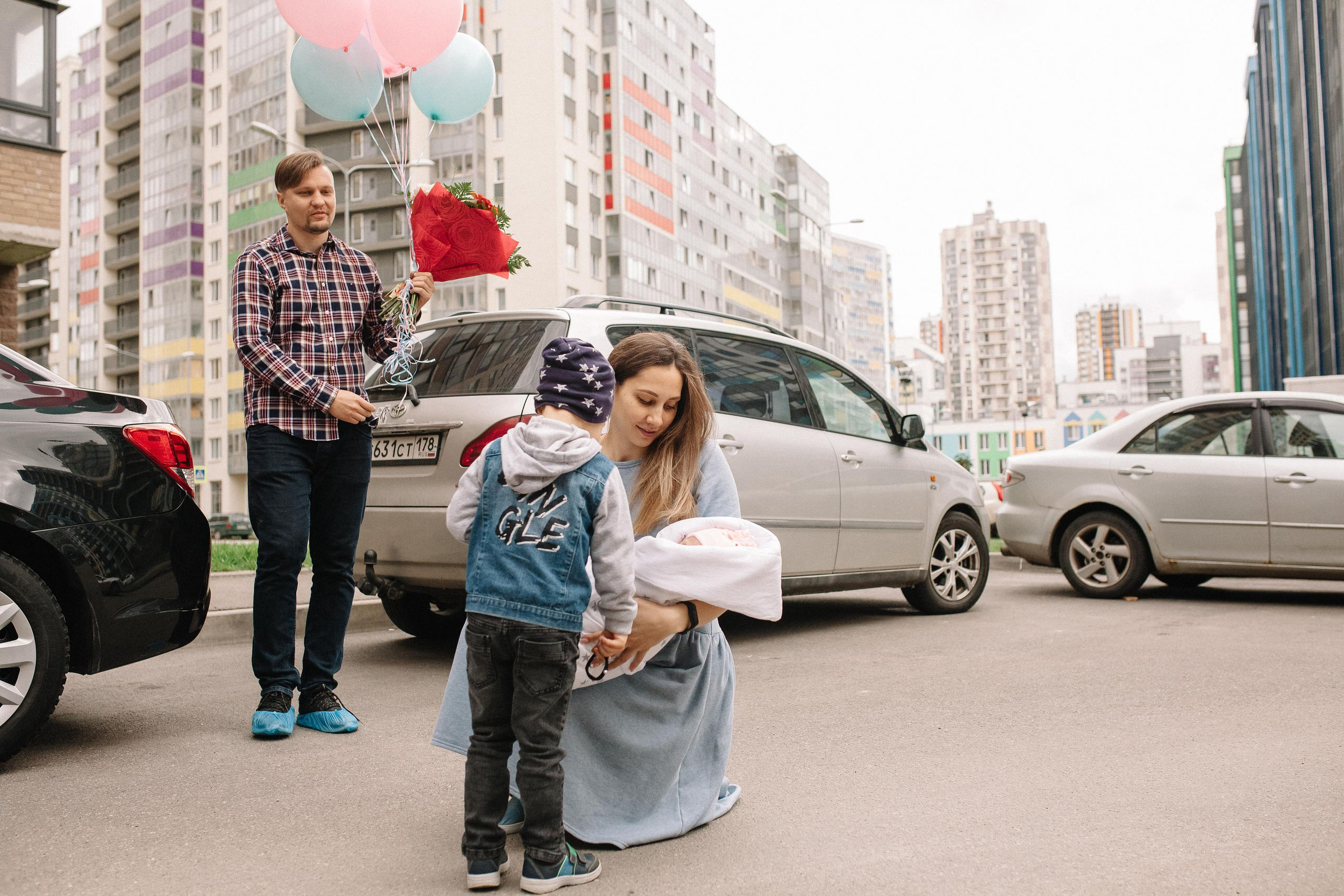 Выписка из род дома. Семейный и свадебный фотограф в Майкопе Михаил Мартиросян