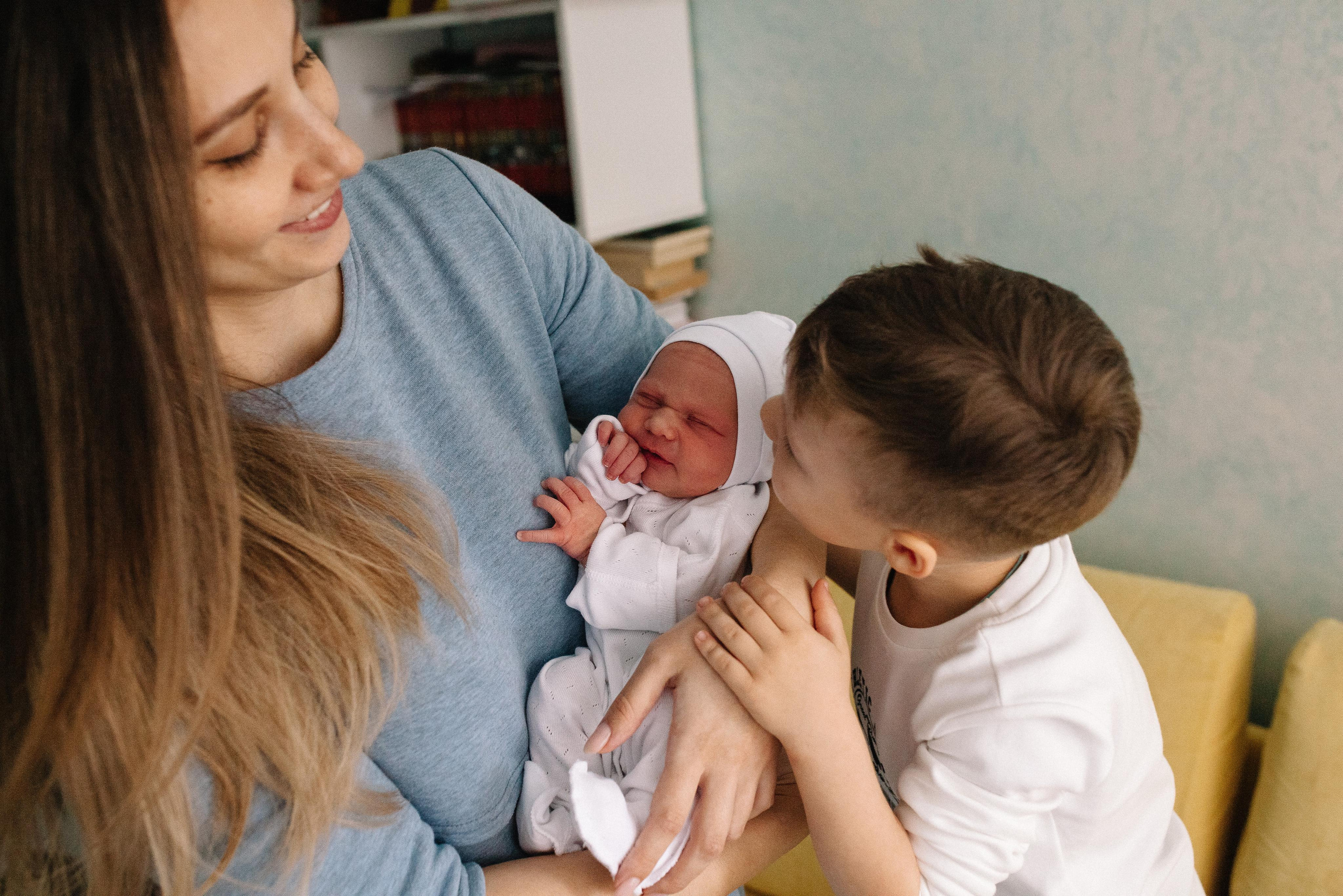 Выписка из род дома. Семейный и свадебный фотограф в Майкопе Михаил Мартиросян