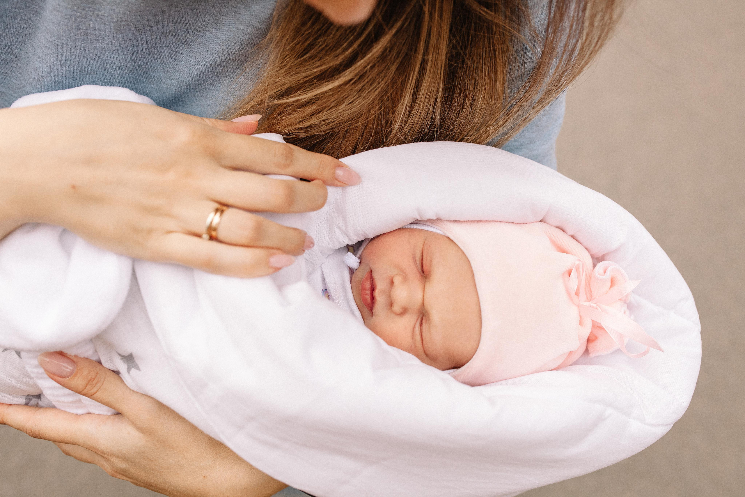 Выписка из род дома. Семейный и свадебный фотограф в Майкопе Михаил Мартиросян