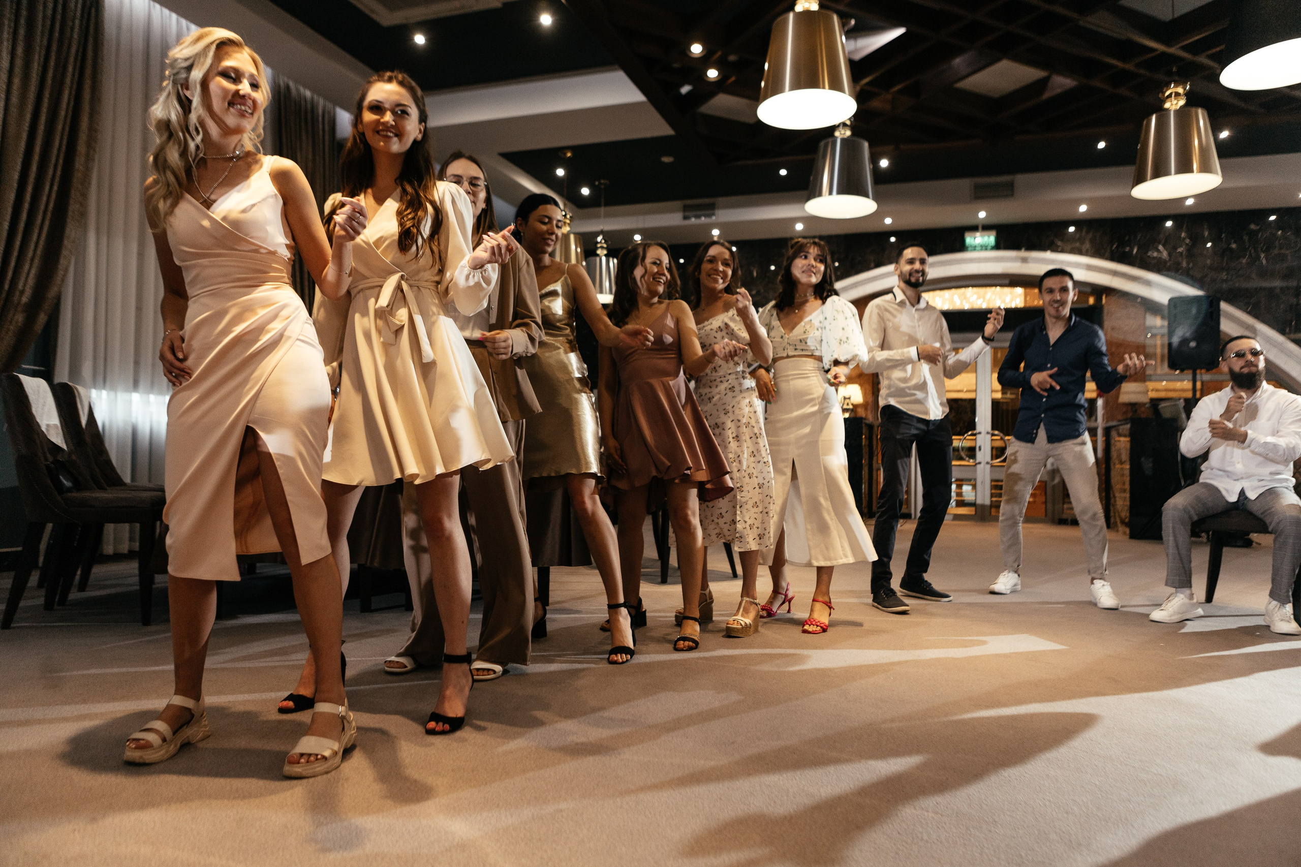 Свадебный фотограф Уфа — Руслан ГабдлисламовЖивые эмоции, красивые кадры, воспоминания на всю жизнь.Работаю по всей Республике Башкортоста. Свадебный фотограф Уфа Руслан Габдлисламов