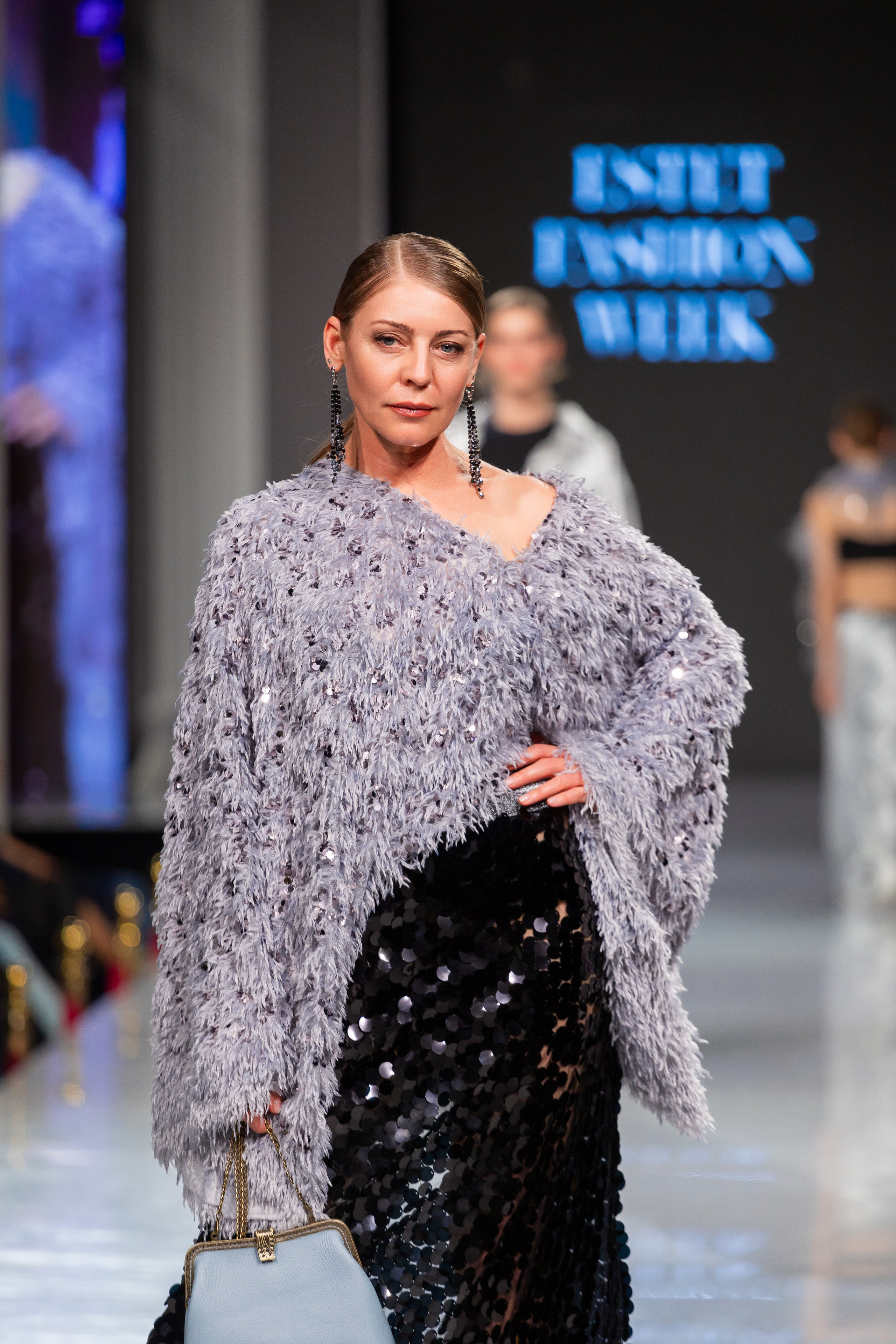 Estet Fashion Week. Photomantis