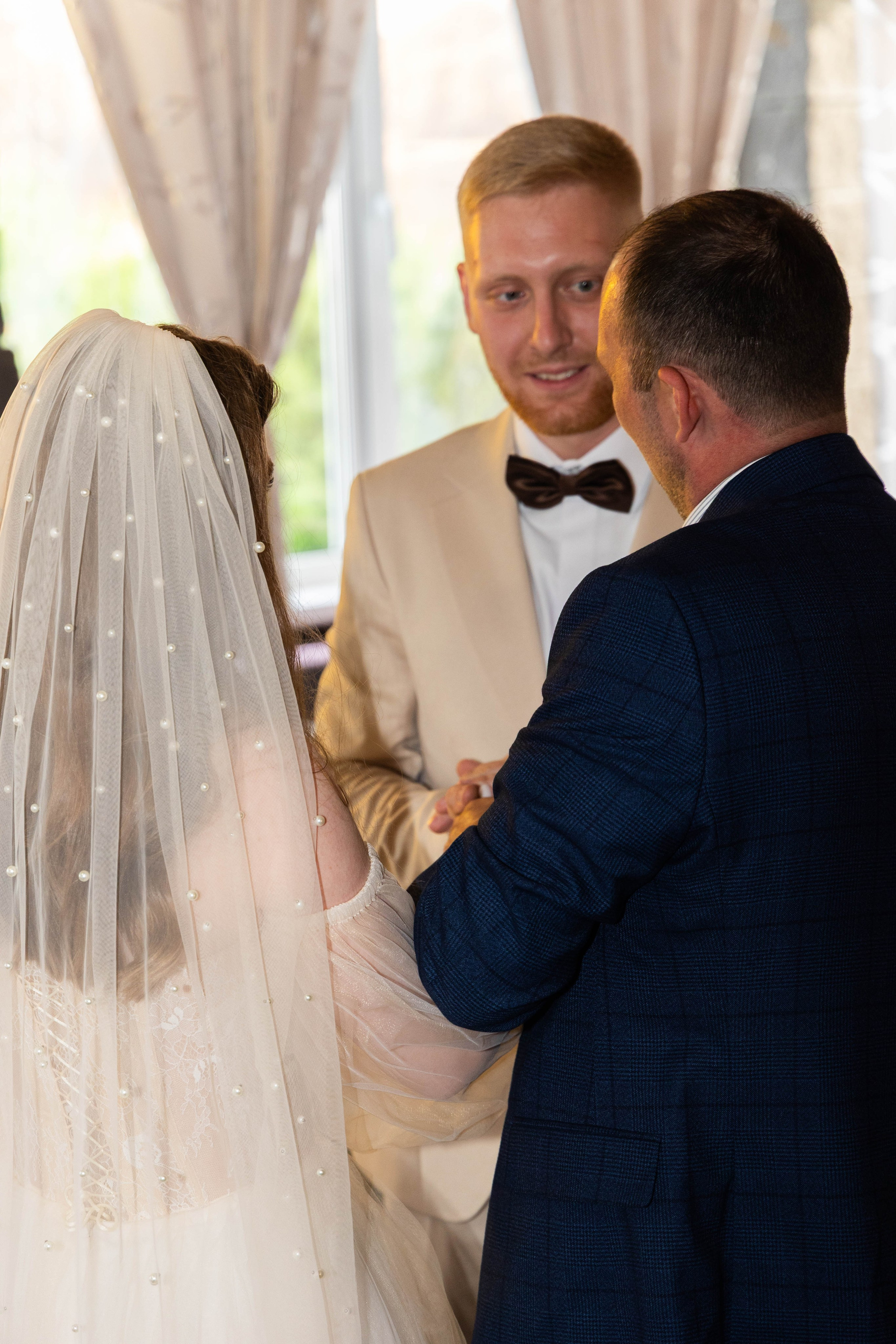 Свадебная фотосессия свадебный фотограф Татьяна Марсуверских свадебная фотопрогулка Москва Жуковский. Фотограф для маркетплейсов, фотоуслуги в Жуковском Татьяна Марсуверских