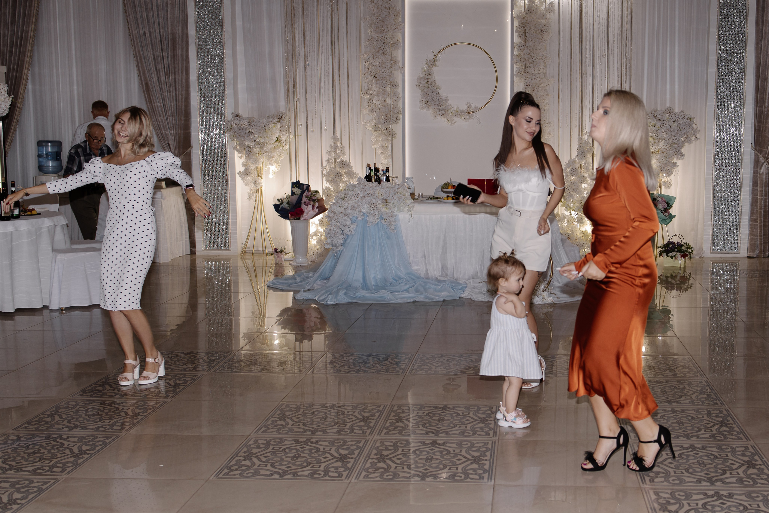 Михаил и Александра. СВАДЕБНЫЙ ФОТОГРАФ ЧЕЛЯБИНСК